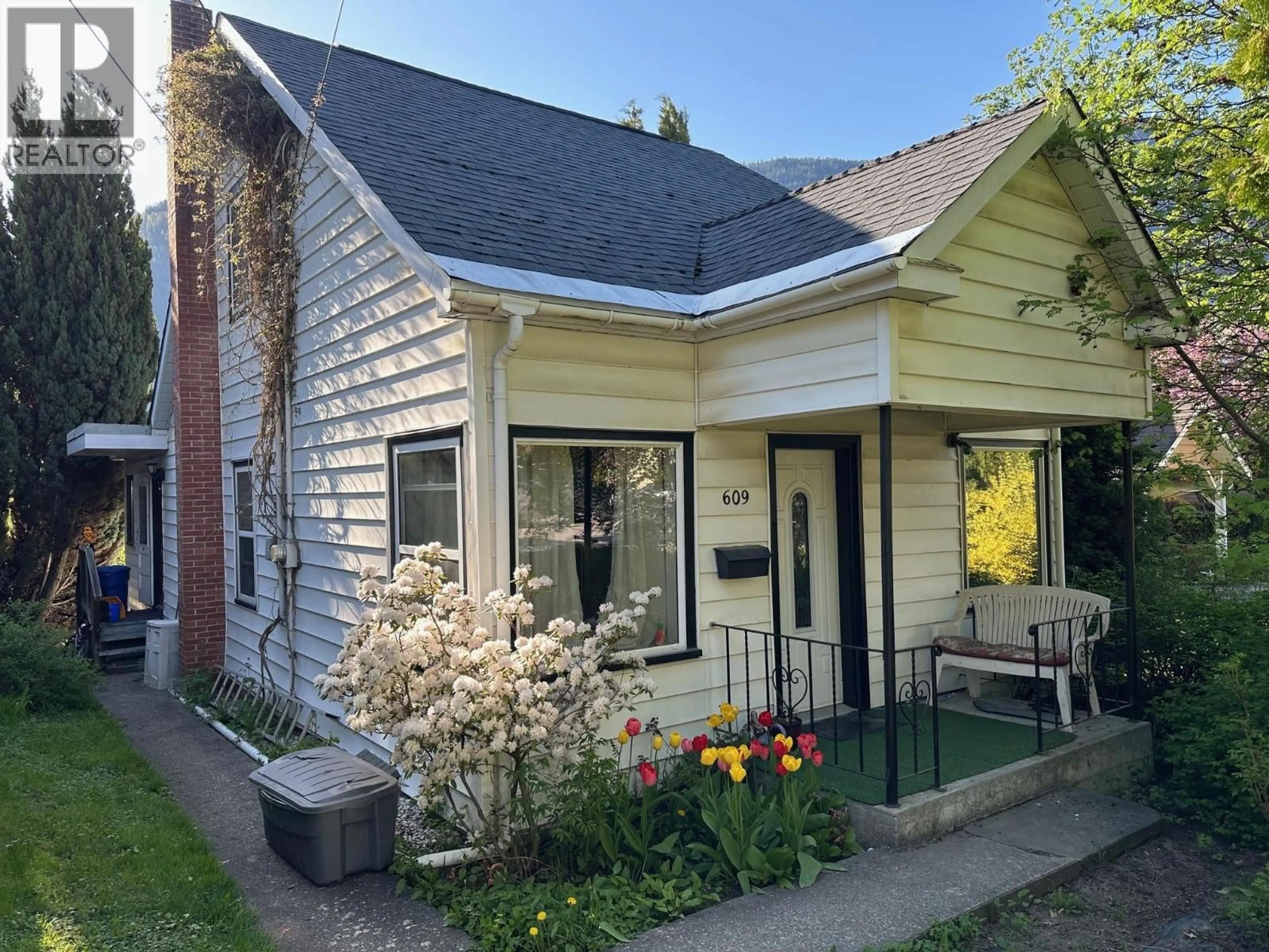 Unknown for 609 SECOND STREET, Nelson British Columbia V1L2L7