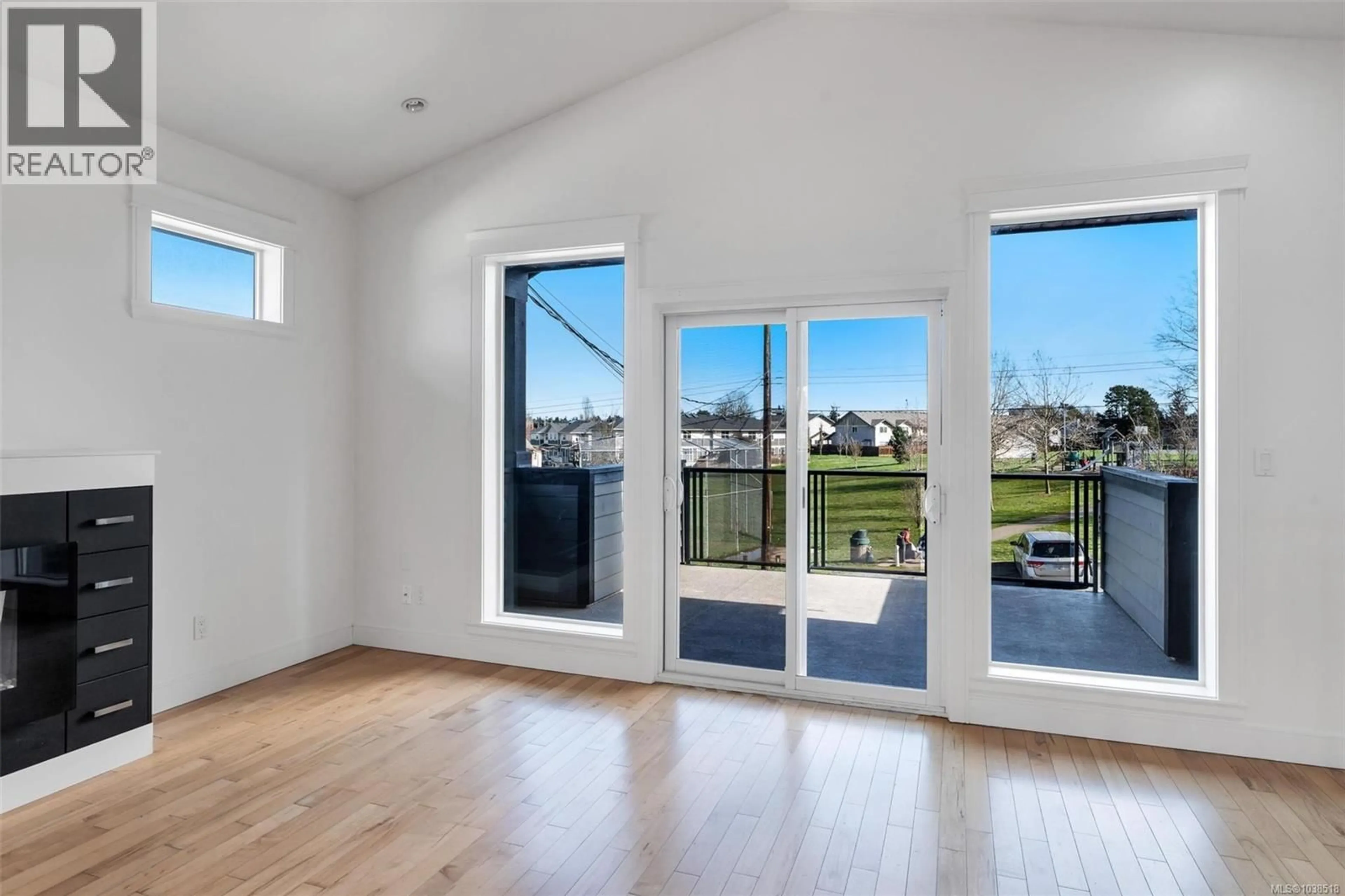 A pic of a room for 3264 IRMA STREET, Saanich British Columbia V8Z3R8