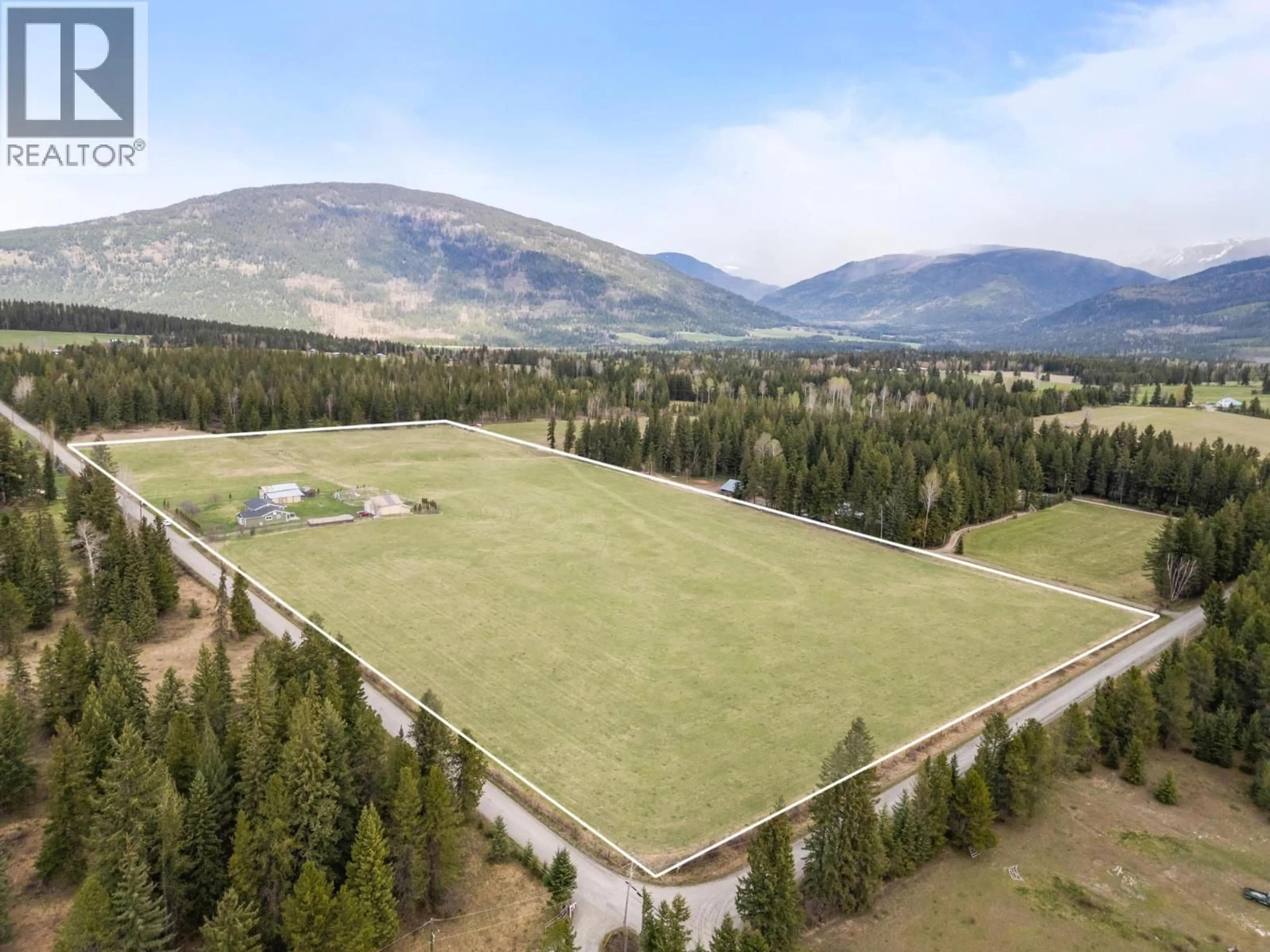 A pic from outside/outdoor area/front of a property/back of a property/a pic from drone, mountain view for 59 BEAVEN ROAD, Cherryville British Columbia V0E2G3