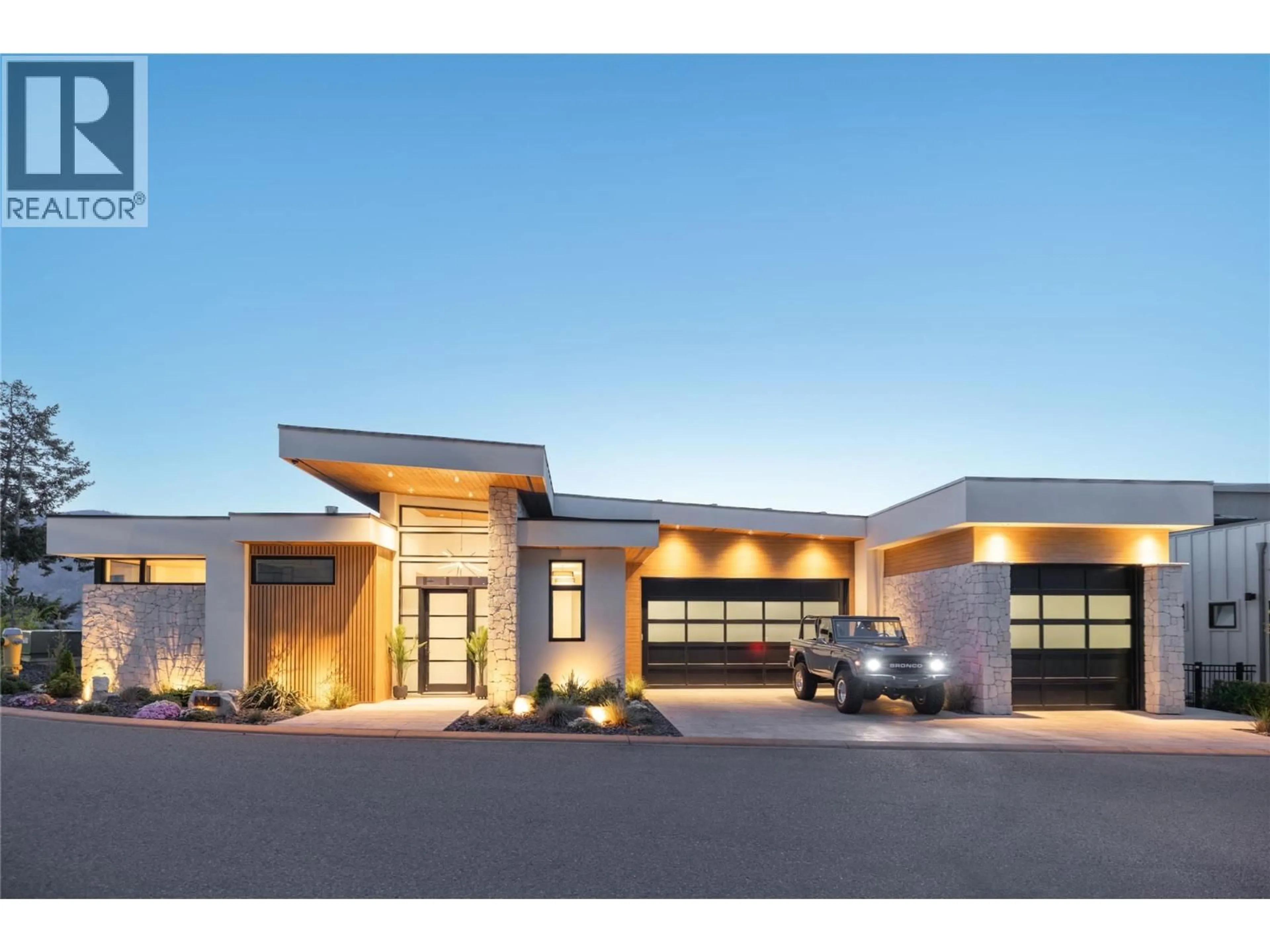 Unknown for 3442 ARROWROOT DRIVE, Kelowna British Columbia V1V3G2