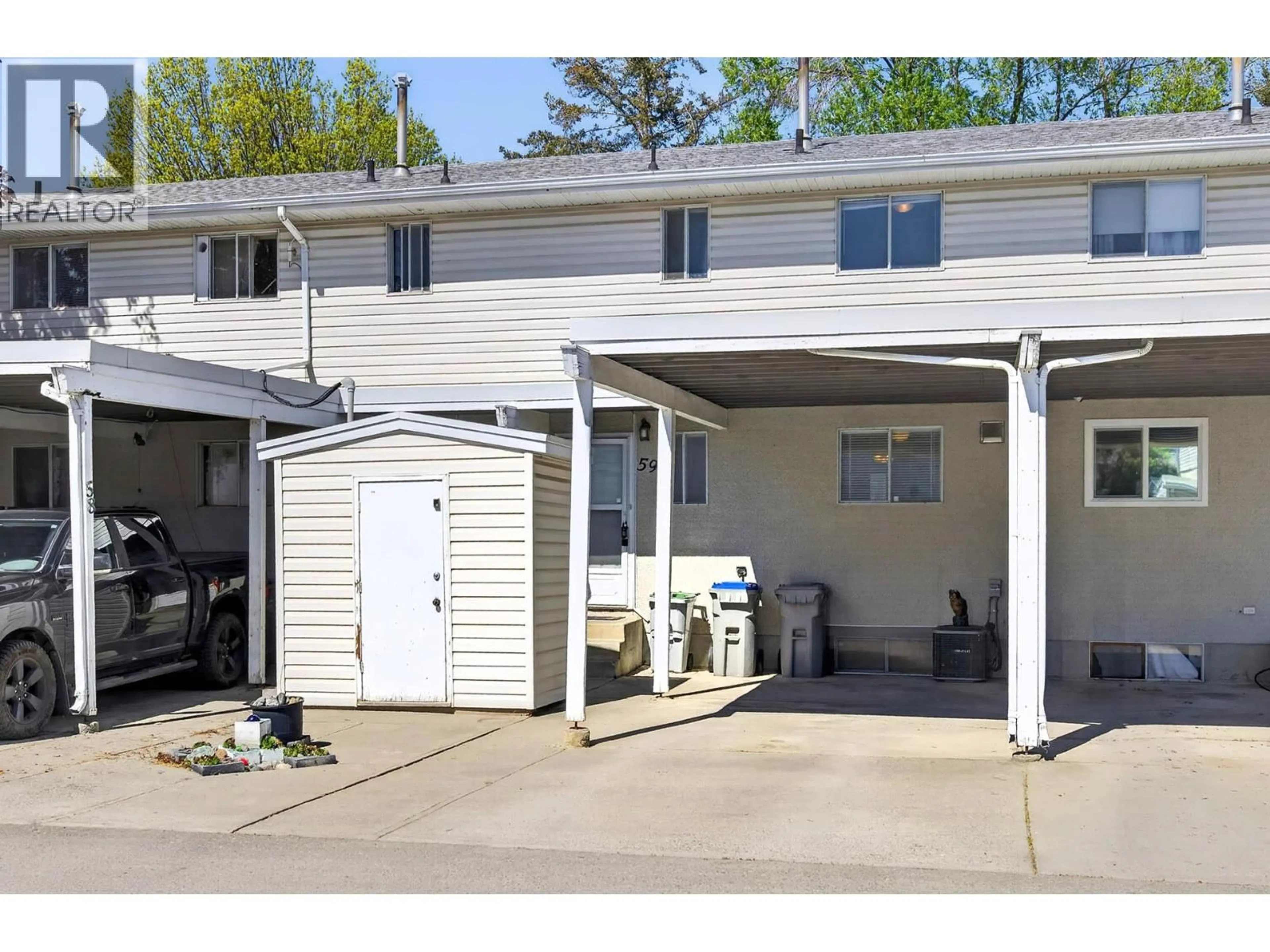 Indoor garage for 59 - 800 SOUTHILL STREET, Kamloops British Columbia V2B5L8