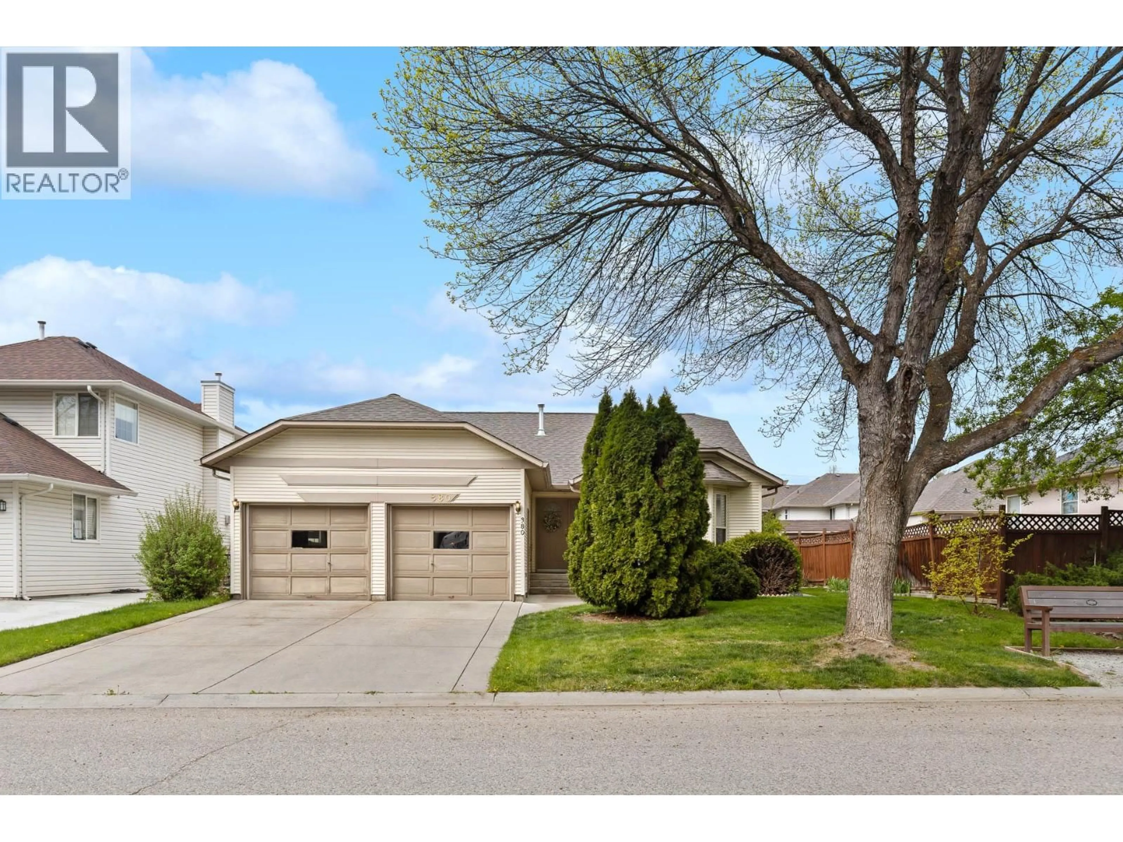 Unknown for 380 MURRAY CRESCENT, Kelowna British Columbia V1X7P7