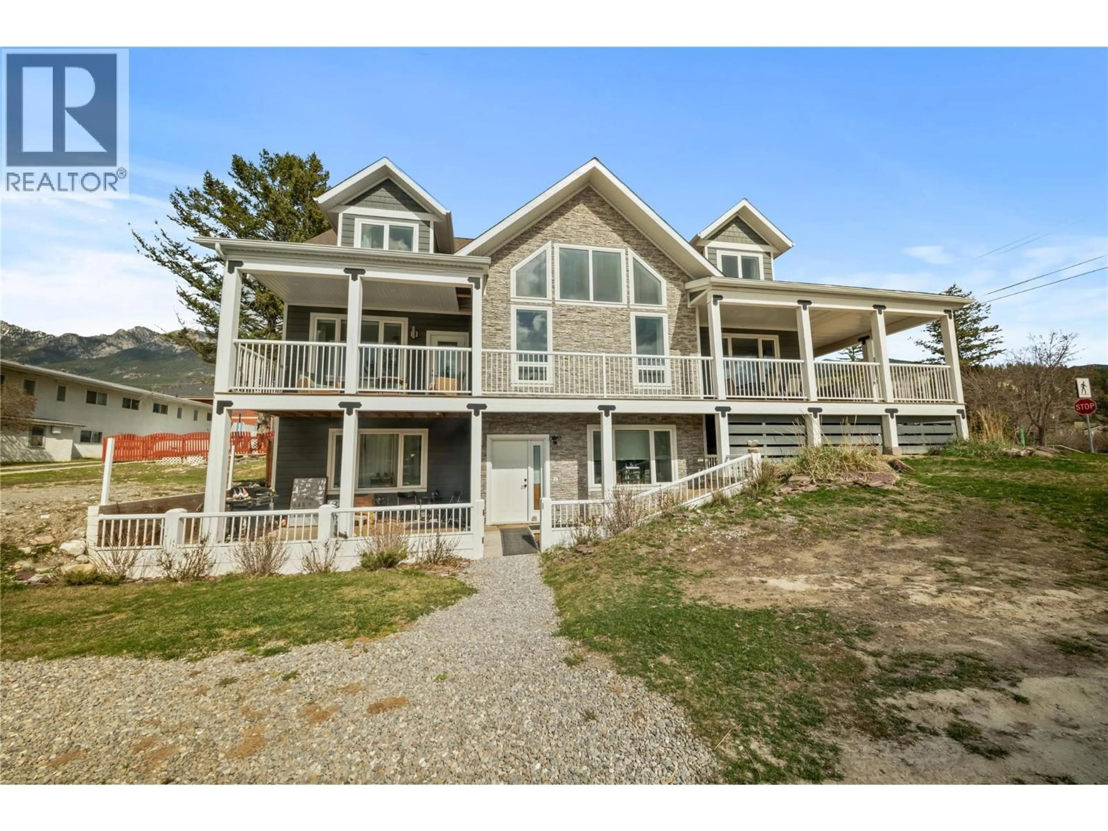 Unknown for 4867 ST JOSEPH STREET, Radium Hot Springs British Columbia V0A1M0