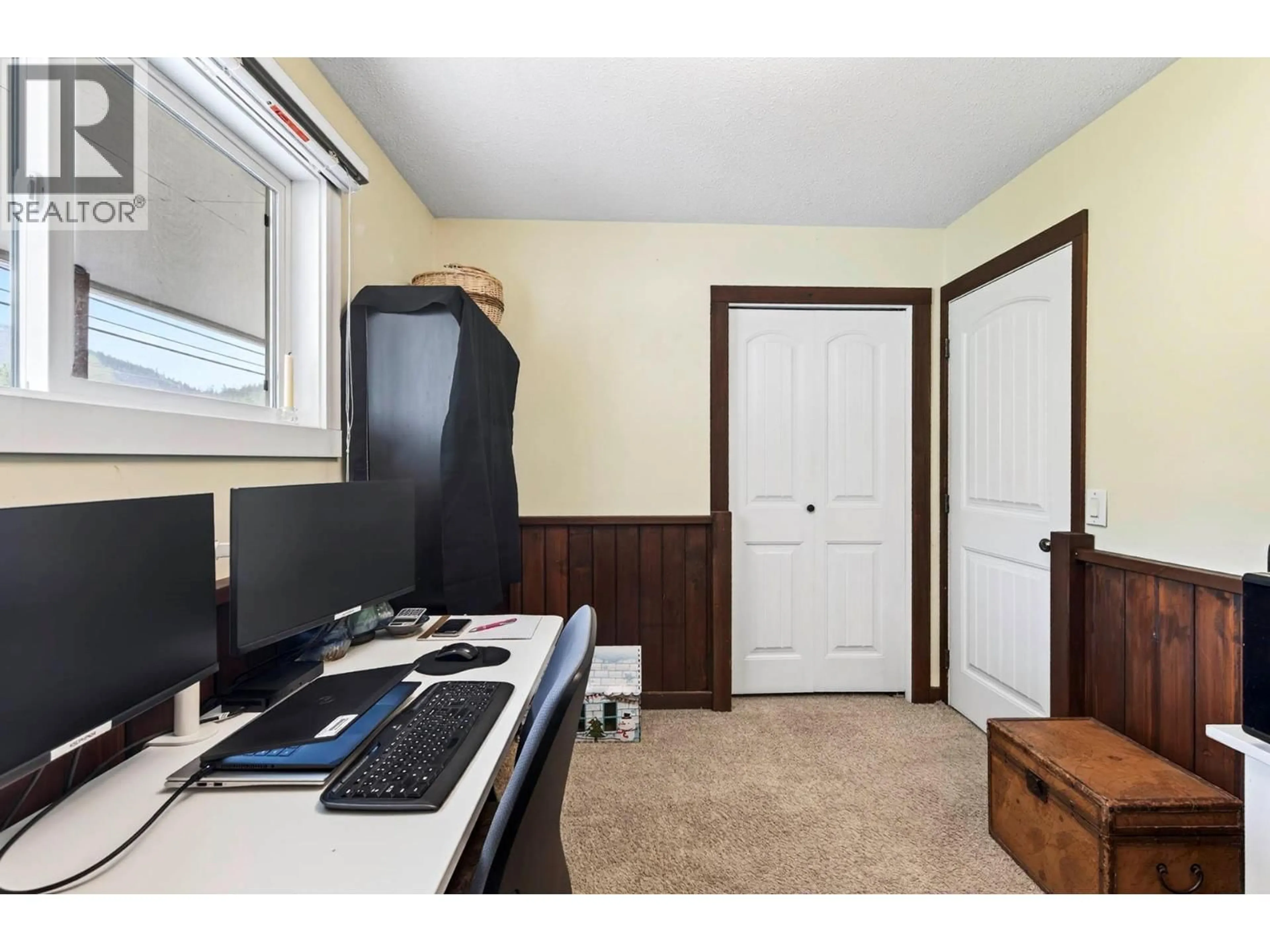 A pic of a room for 5890 TODD ROAD, Kamloops British Columbia V2C5V6