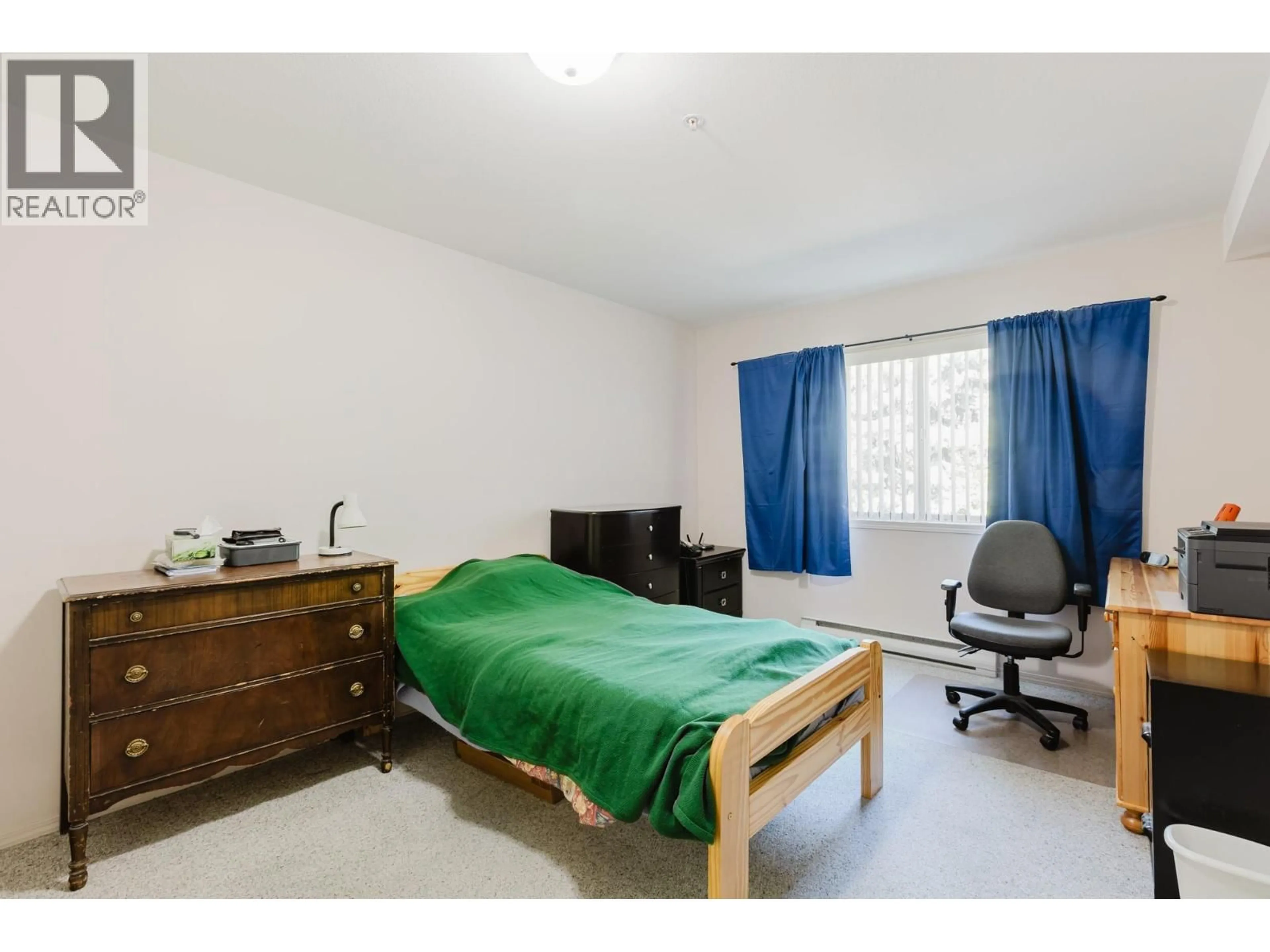 A pic of a room for 205 - 920 SASKATOON ROAD, Kelowna British Columbia V1X7P8