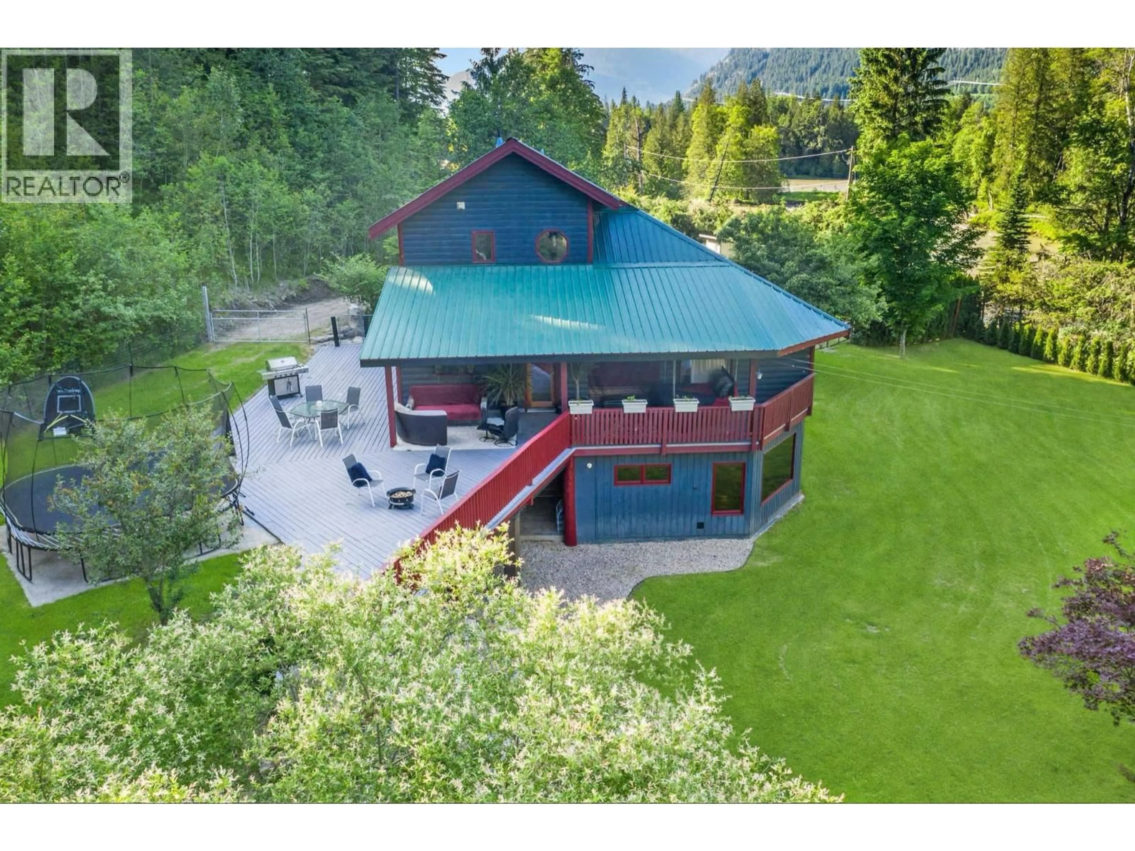 A pic from outside/outdoor area/front of a property/back of a property/a pic from drone, mountain view for 2809 SLOCAN VALLEY WEST ROAD, Slocan Park British Columbia V0G2E0