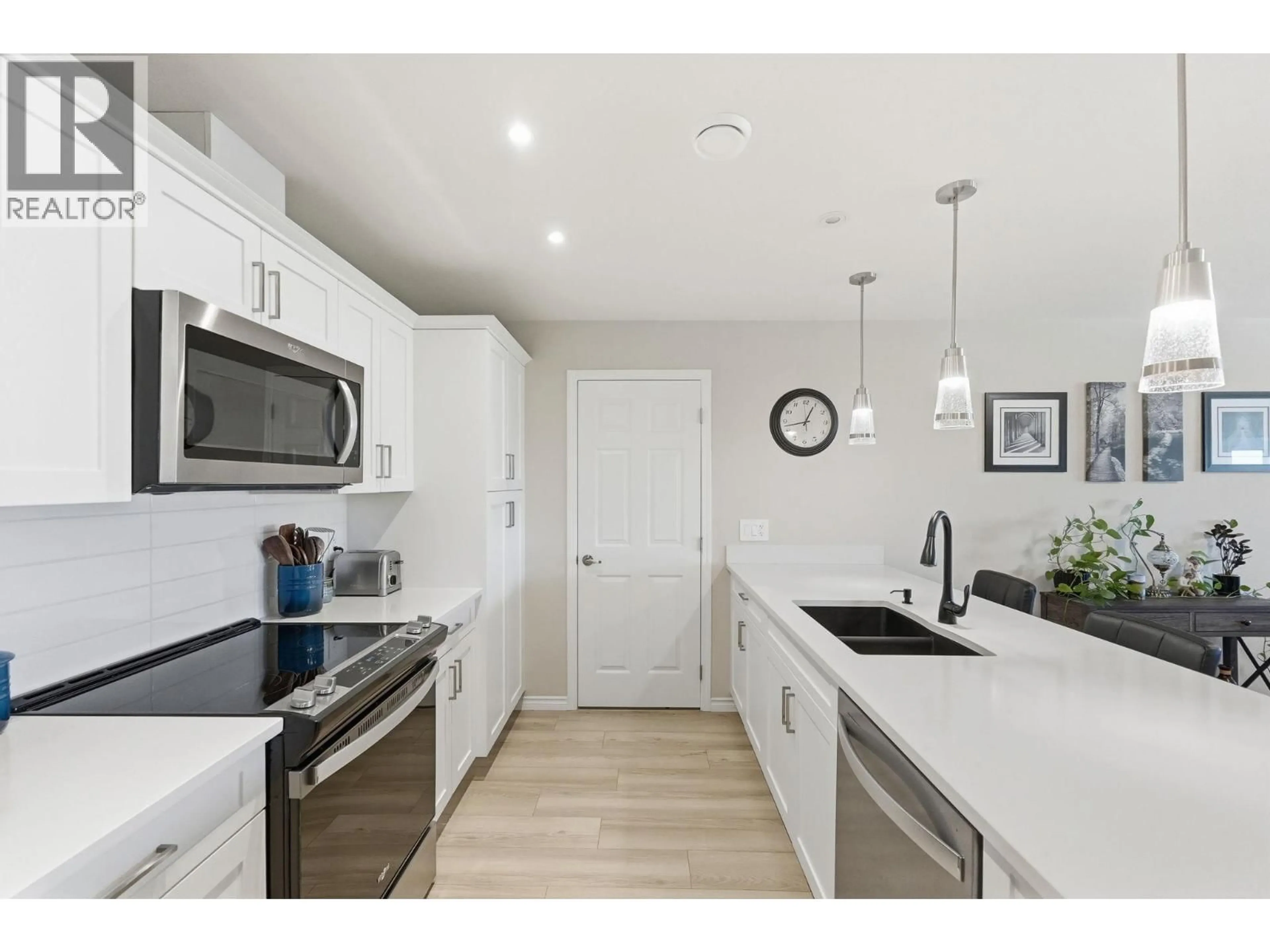 Open concept kitchen, unknown for 502 - 3362 SKAHA LAKE ROAD, Penticton British Columbia V2A6G4