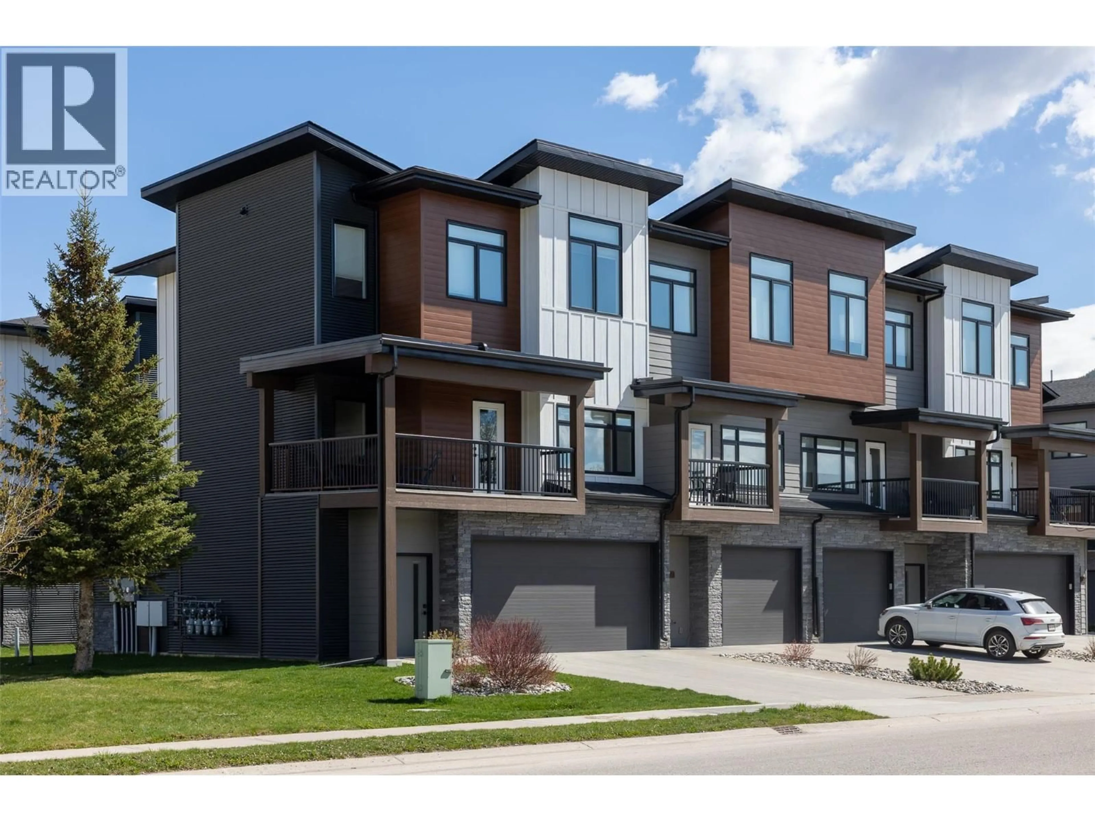 Home with brick exterior material, street for 101 - 700 RIVERSIDE WAY, Fernie British Columbia V0B1M7