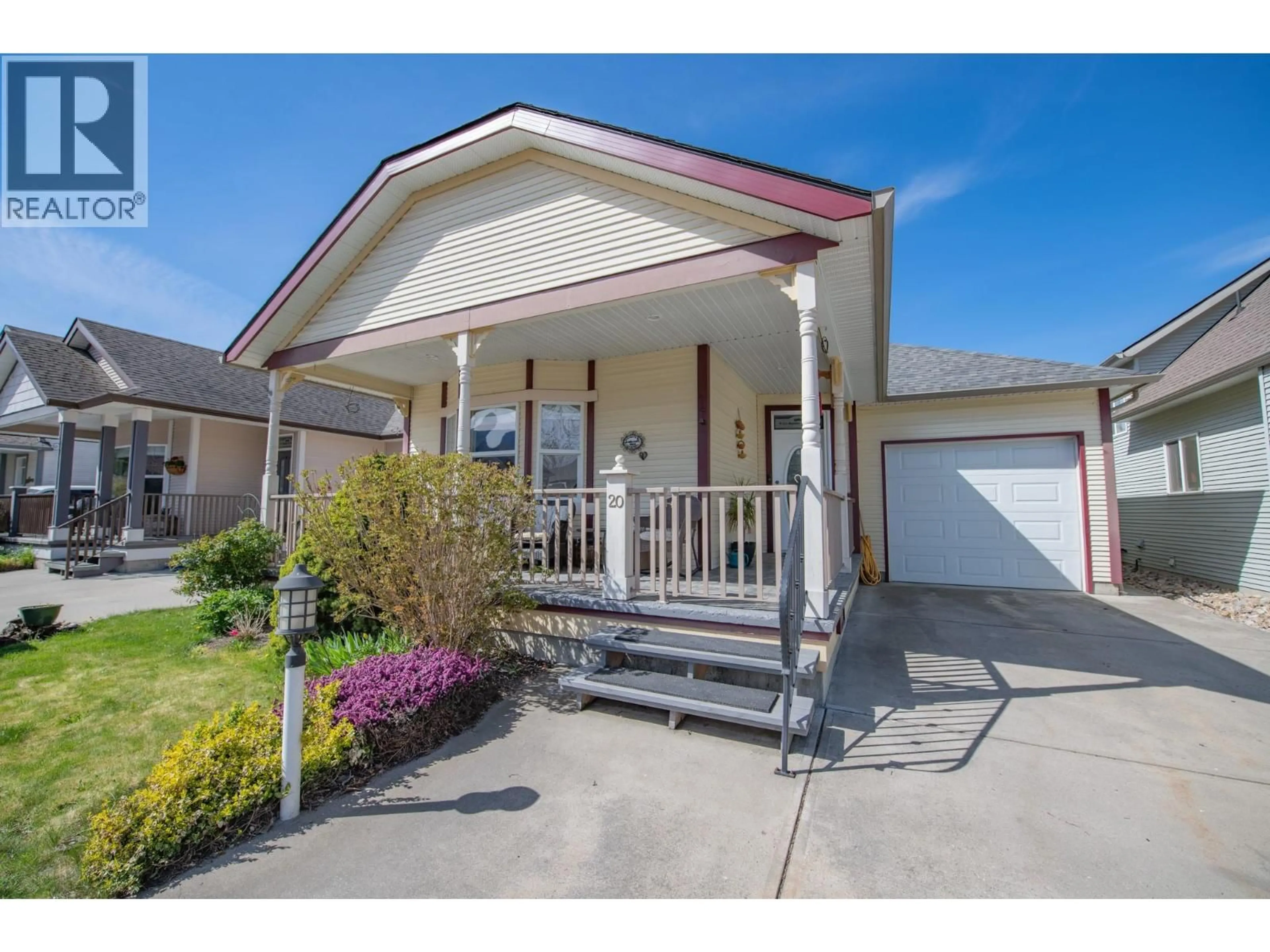 Home with vinyl exterior material, street for 20 - 2339 PATTERSON AVENUE, Armstrong British Columbia V0E1B1