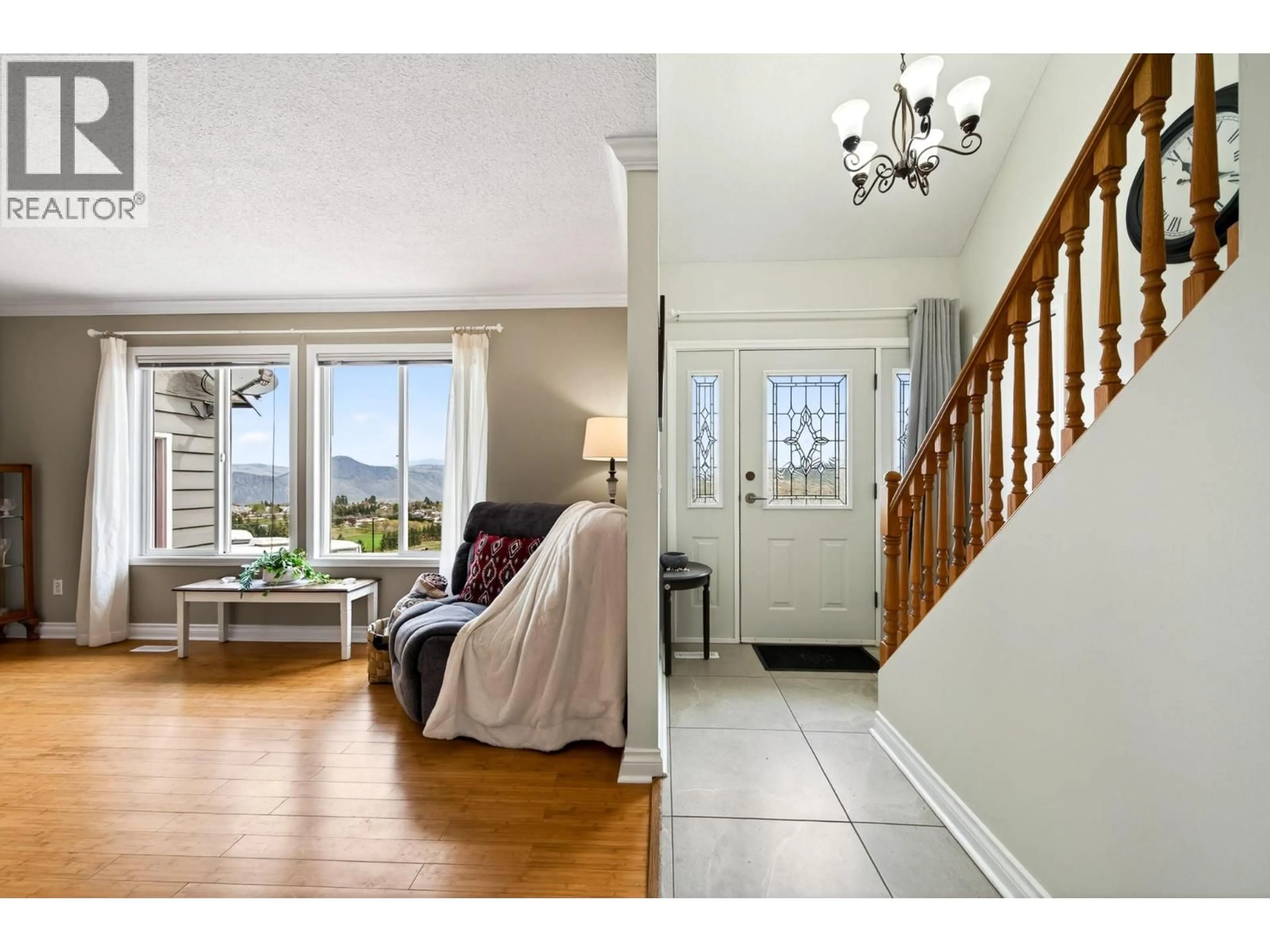 Indoor entryway for 2185 SIFTON LANE, Kamloops British Columbia V1S1A4