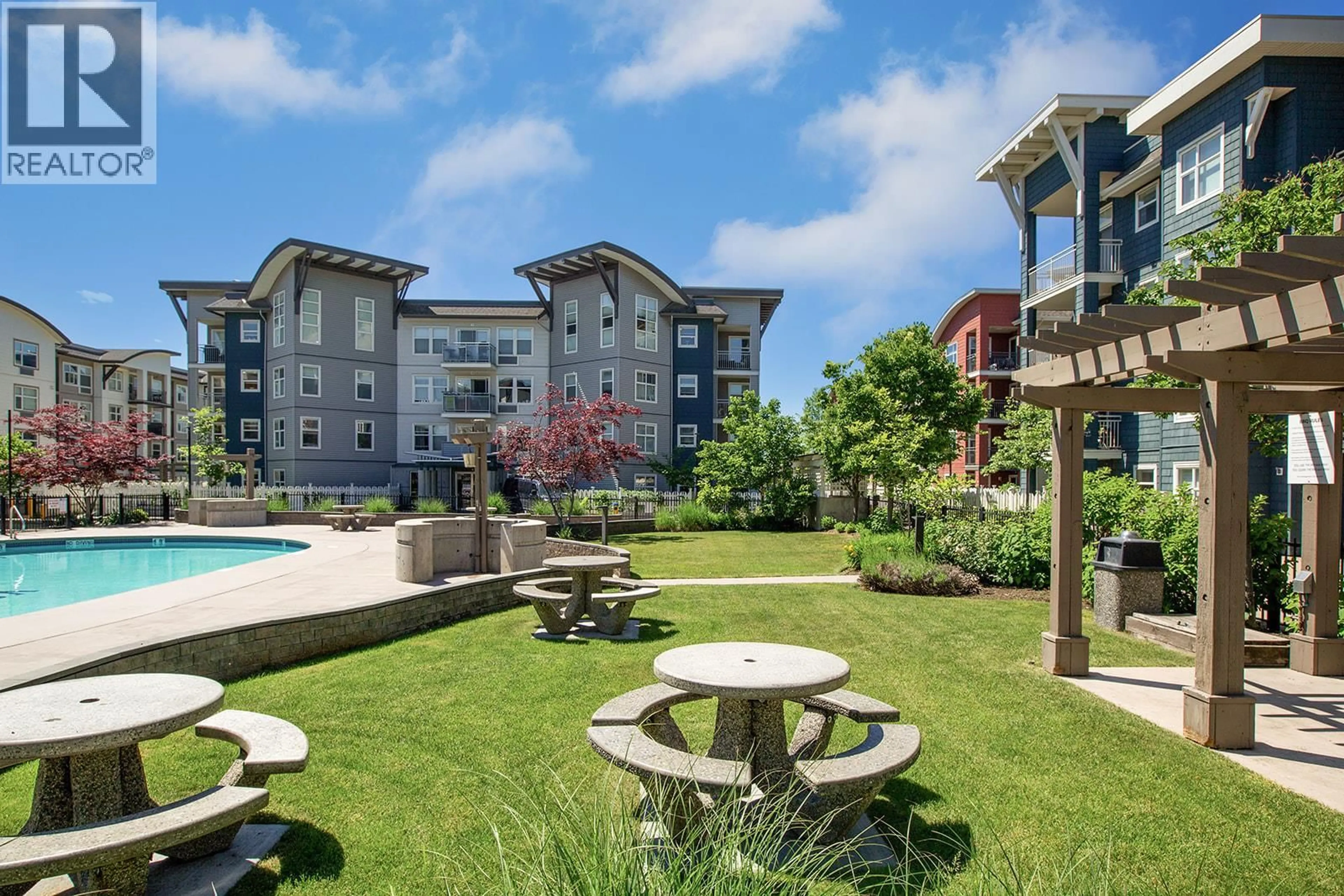 Patio, unknown for 405 - 547 YATES ROAD, Kelowna British Columbia V1V2T9