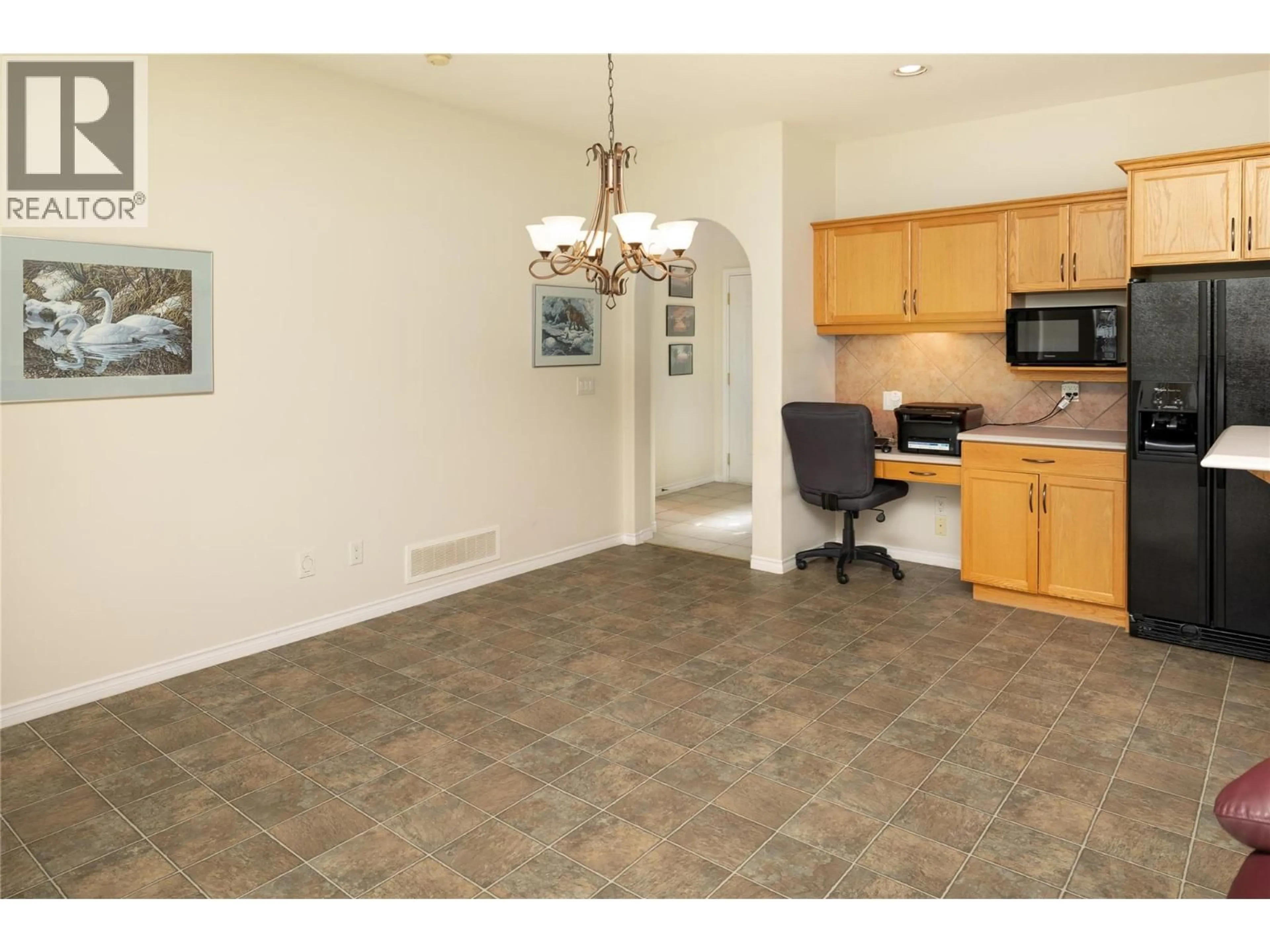 Unknown for 377 MCCARREN AVENUE, Kelowna British Columbia V1W4W3
