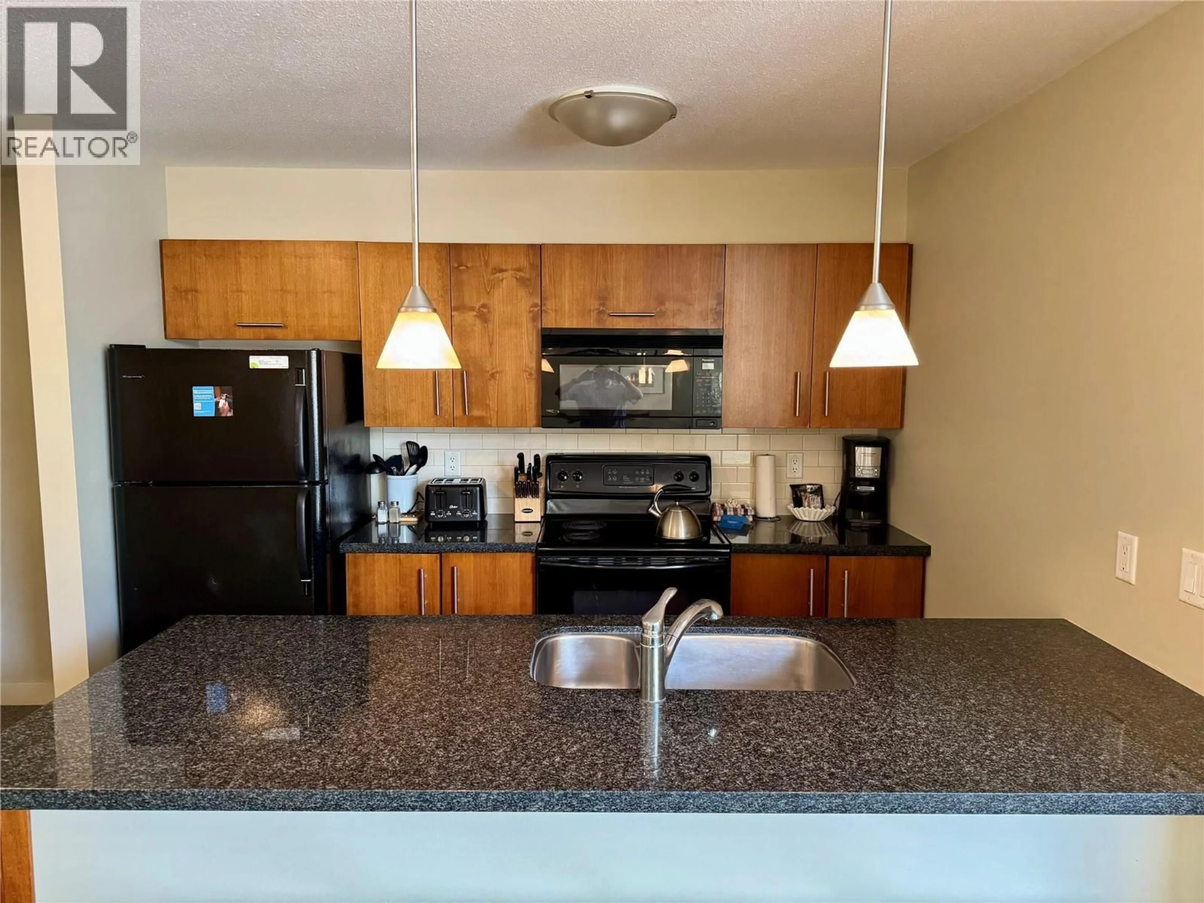 Standard kitchen, unknown for 225 - 2049 SUMMIT DRIVE, Panorama Mountain British Columbia V0A1T0