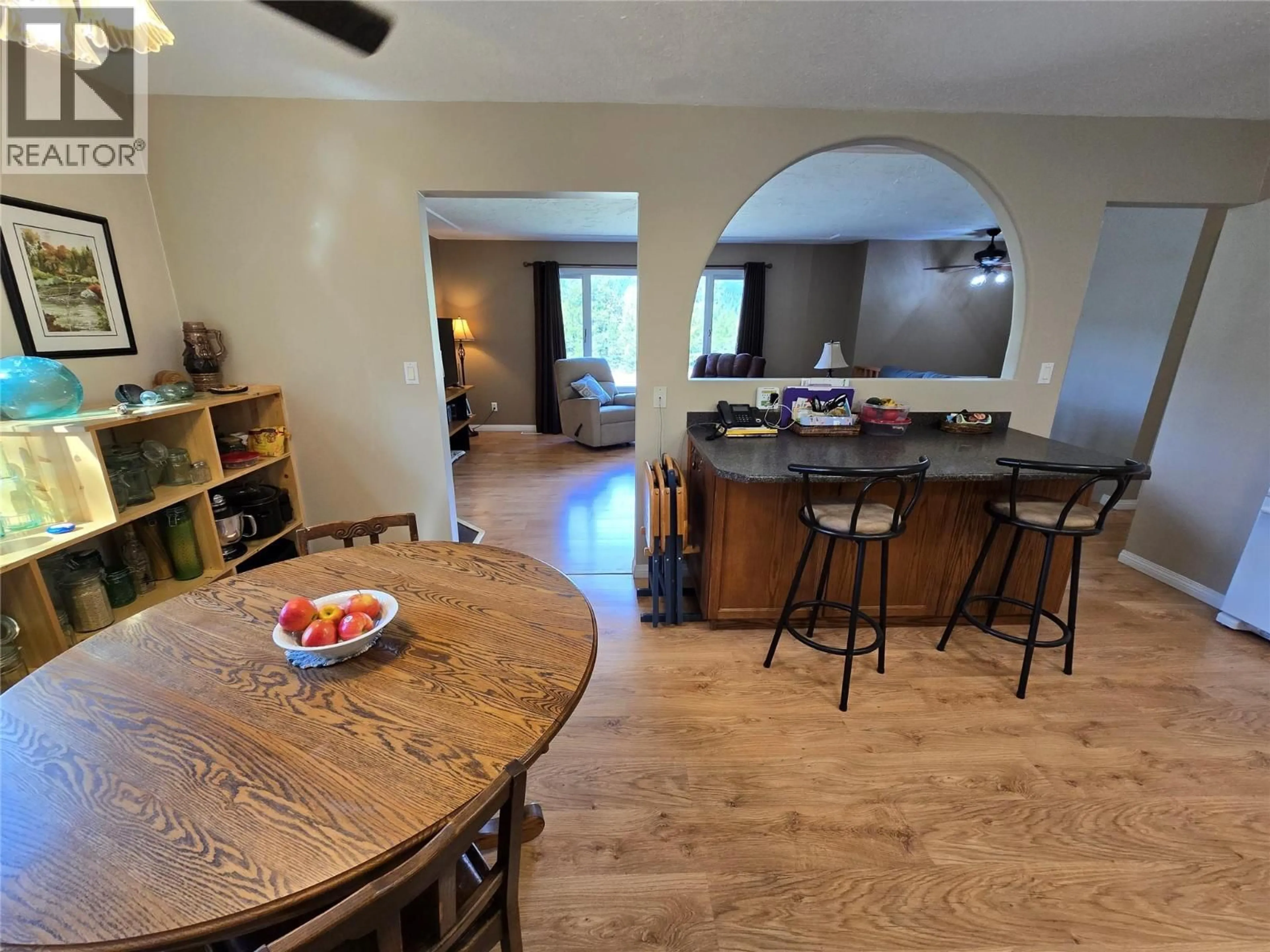 Open concept kitchen, unknown for 1032 CAROLINE ROAD, Clearwater British Columbia V0E1N2