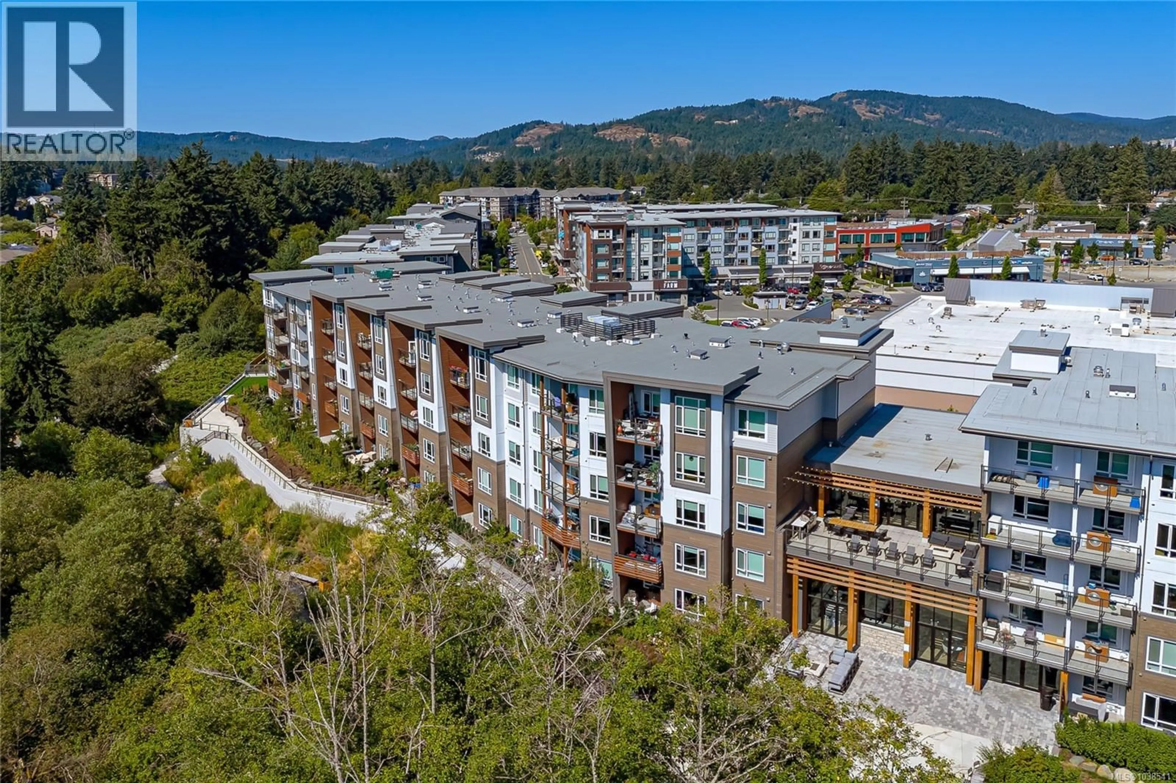 A pic from outside/outdoor area/front of a property/back of a property/a pic from drone, mountain view for 440 - 920 REUNION AVENUE, Langford British Columbia V9B0W8