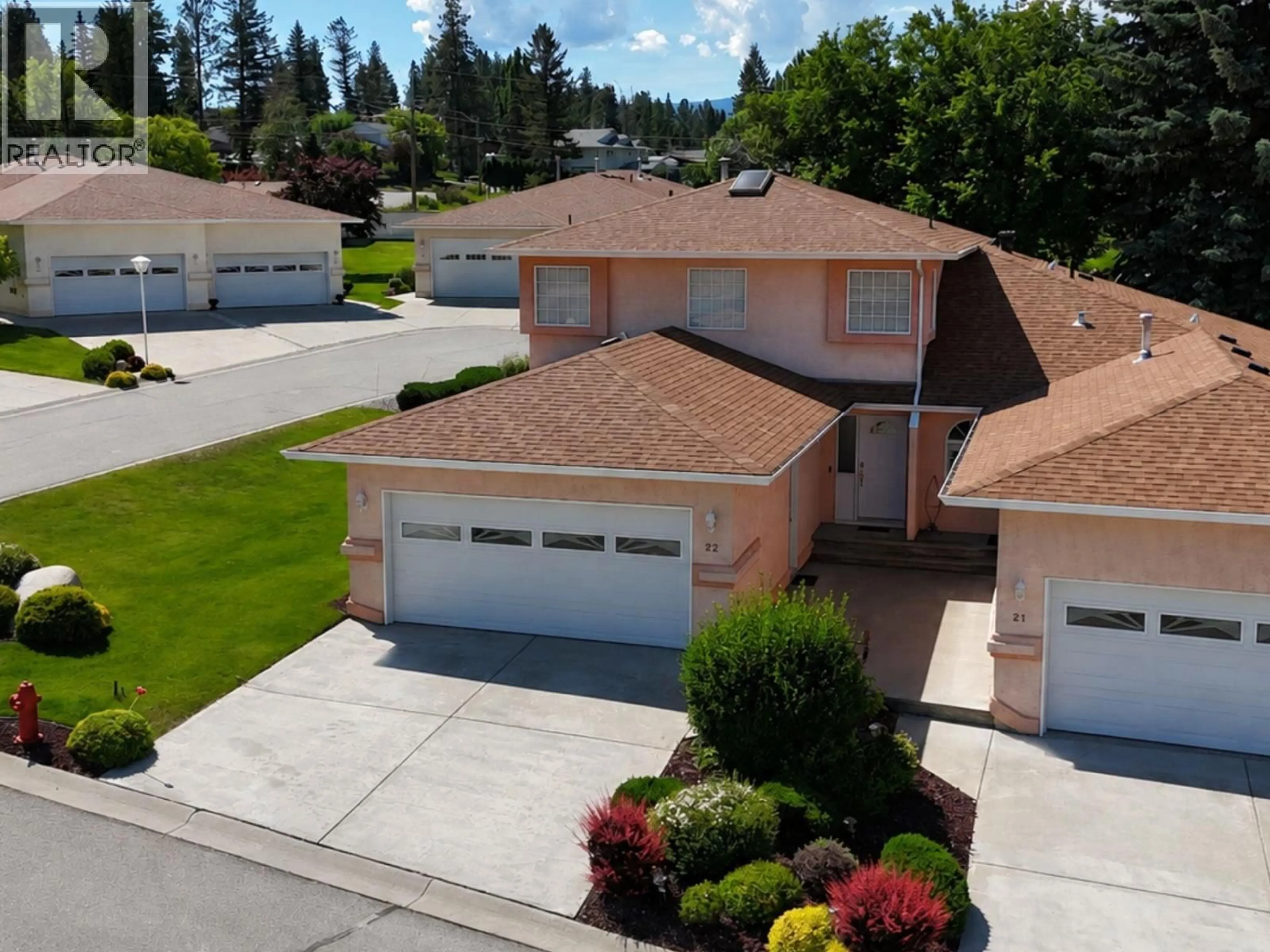 A pic from outside/outdoor area/front of a property/back of a property/a pic from drone, street for 22 - 617 27TH AVENUE SOUTH, Cranbrook British Columbia V1C6L1