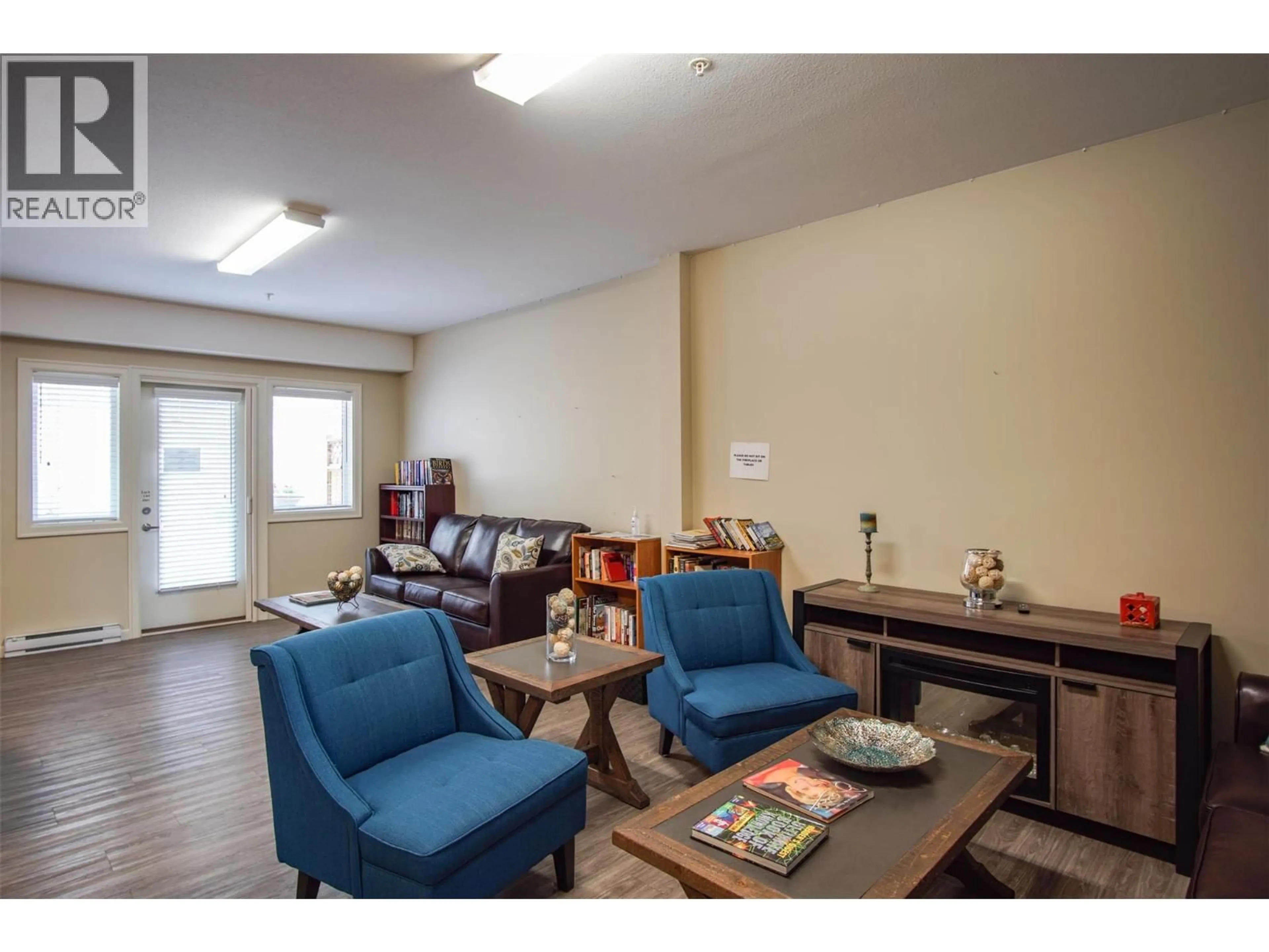 Living room with furniture, unknown for 209 - 3010 35 STREET, Vernon British Columbia V1T0A7