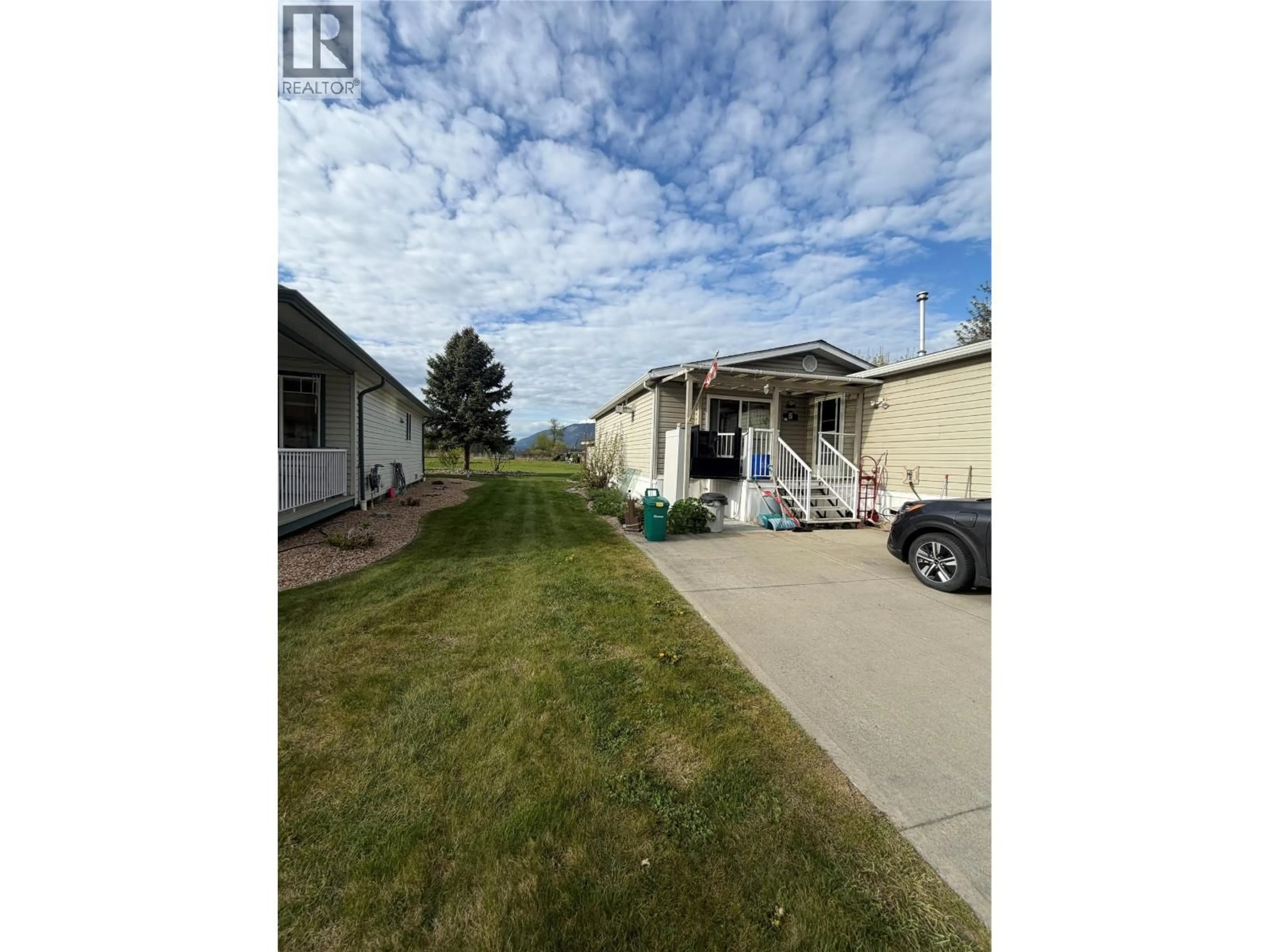 Unknown for 5 - 601 BEATTY AVENUE NORTHWEST, Salmon Arm British Columbia V1E3J6