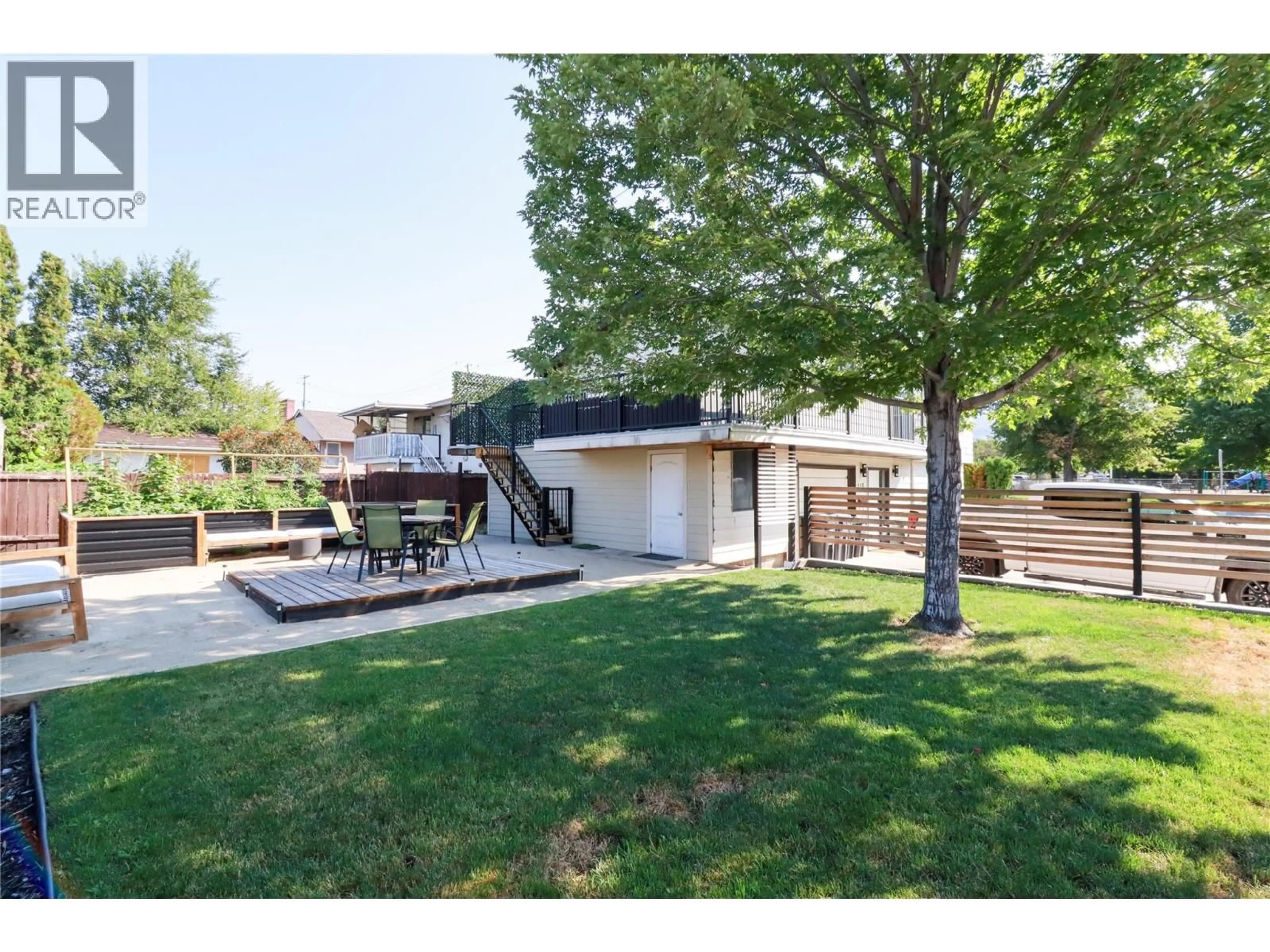 Patio, street for 115 PHOENIX AVENUE, Penticton British Columbia V2A2Z6