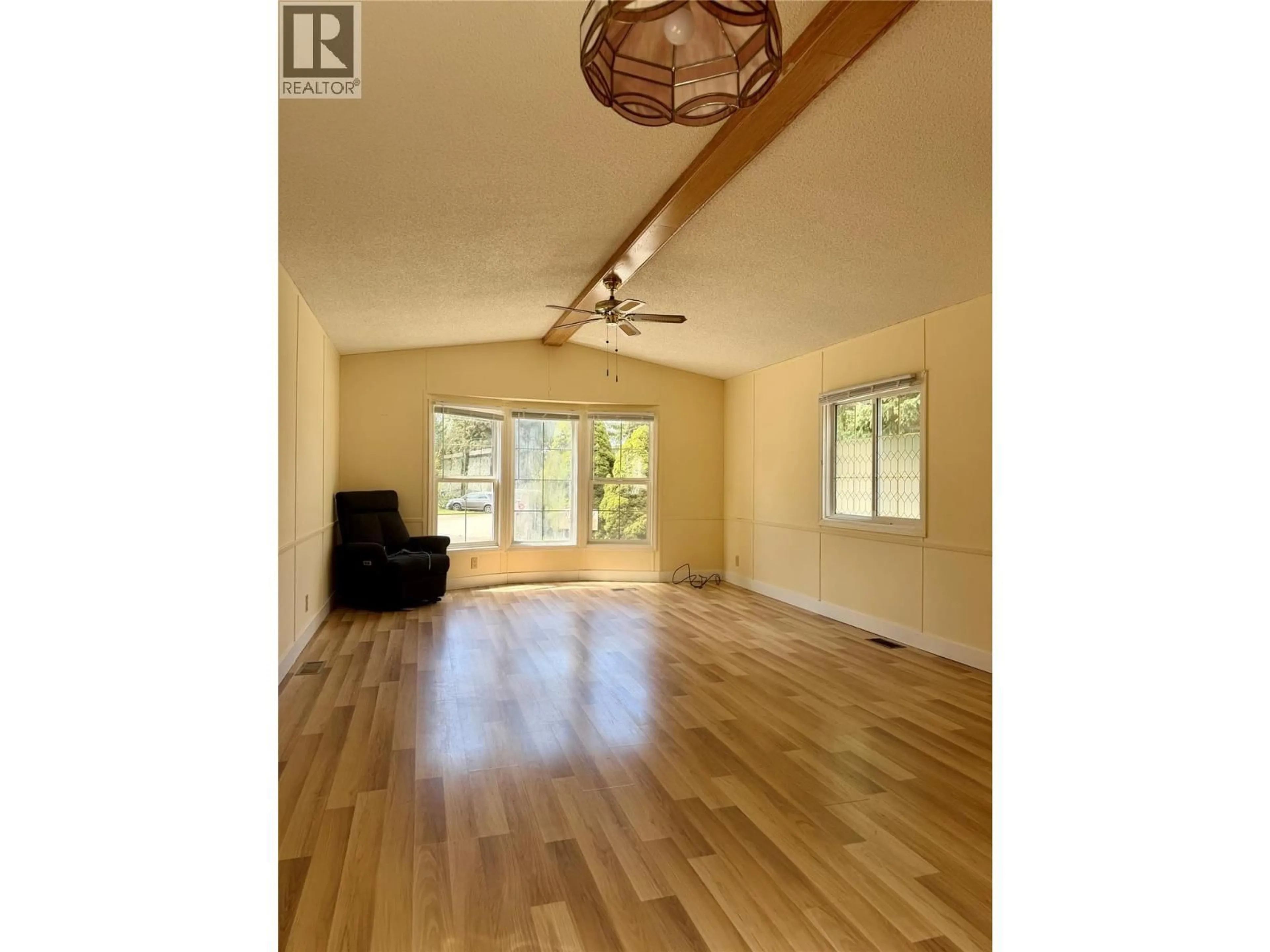 A pic of a room for 13 - 2917 GEORAMA ROAD, Nelson British Columbia V1L6Y7