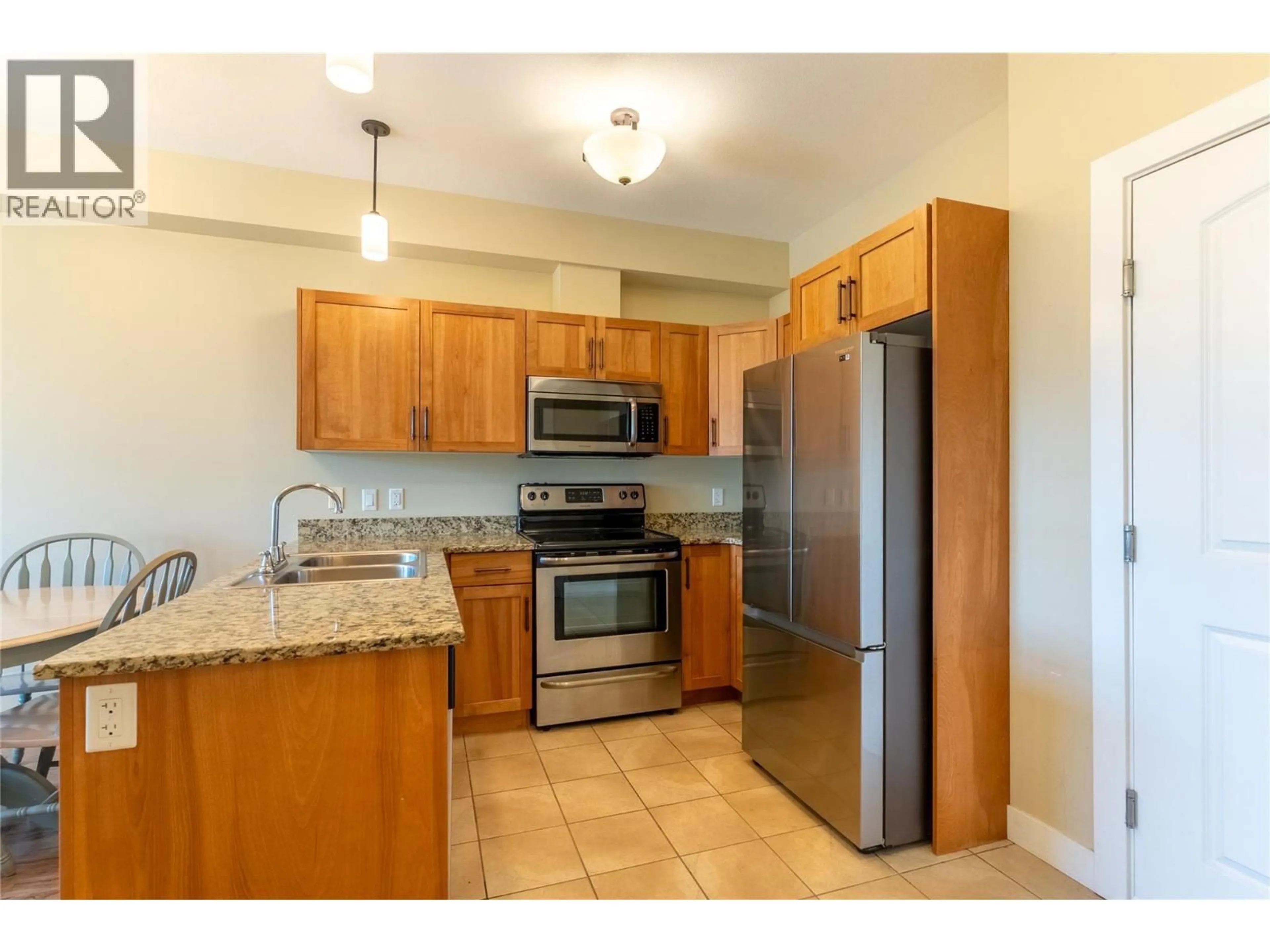 Standard kitchen, unknown for 421 - 755 MAYFAIR STREET, Kamloops British Columbia V2B5L7