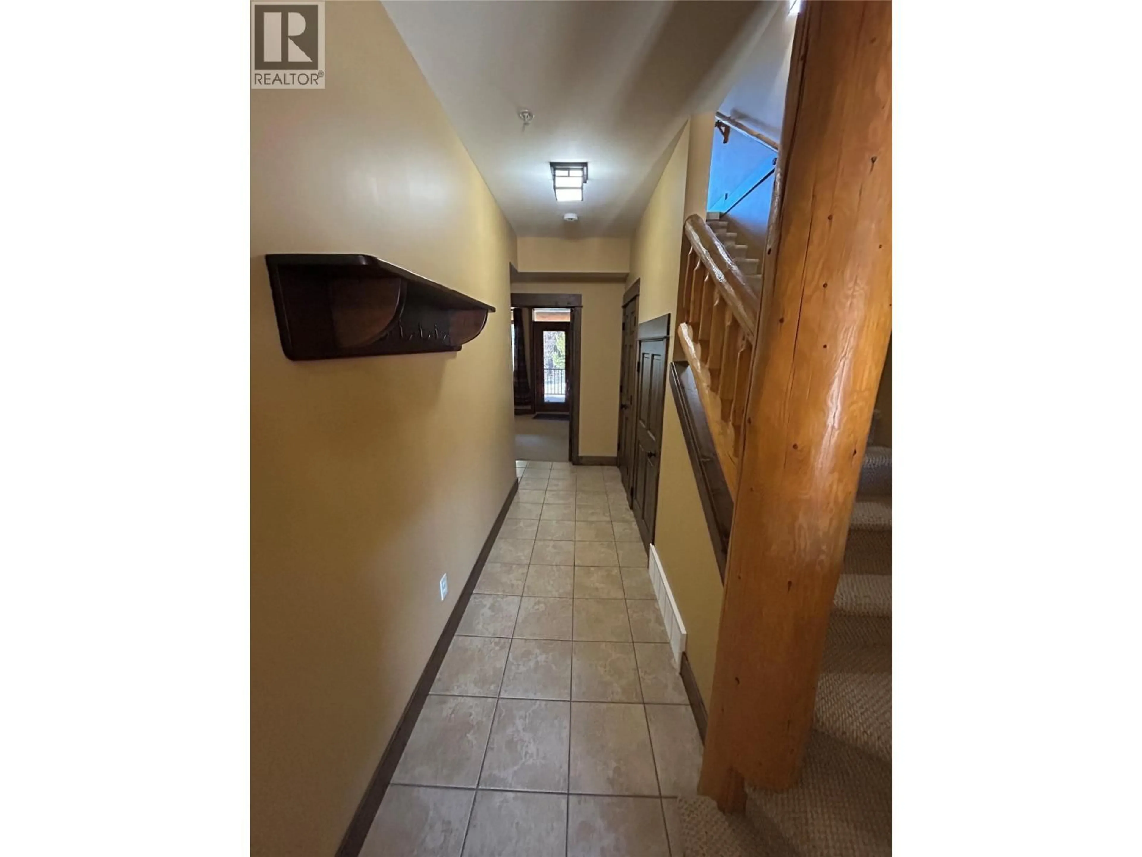 Indoor foyer for N3A - 1351 GERRY SORENSEN WAY, Kimberley British Columbia V1A2Y6
