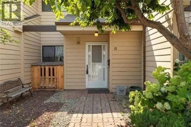 10 - 5300 25TH AVENUE, Vernon