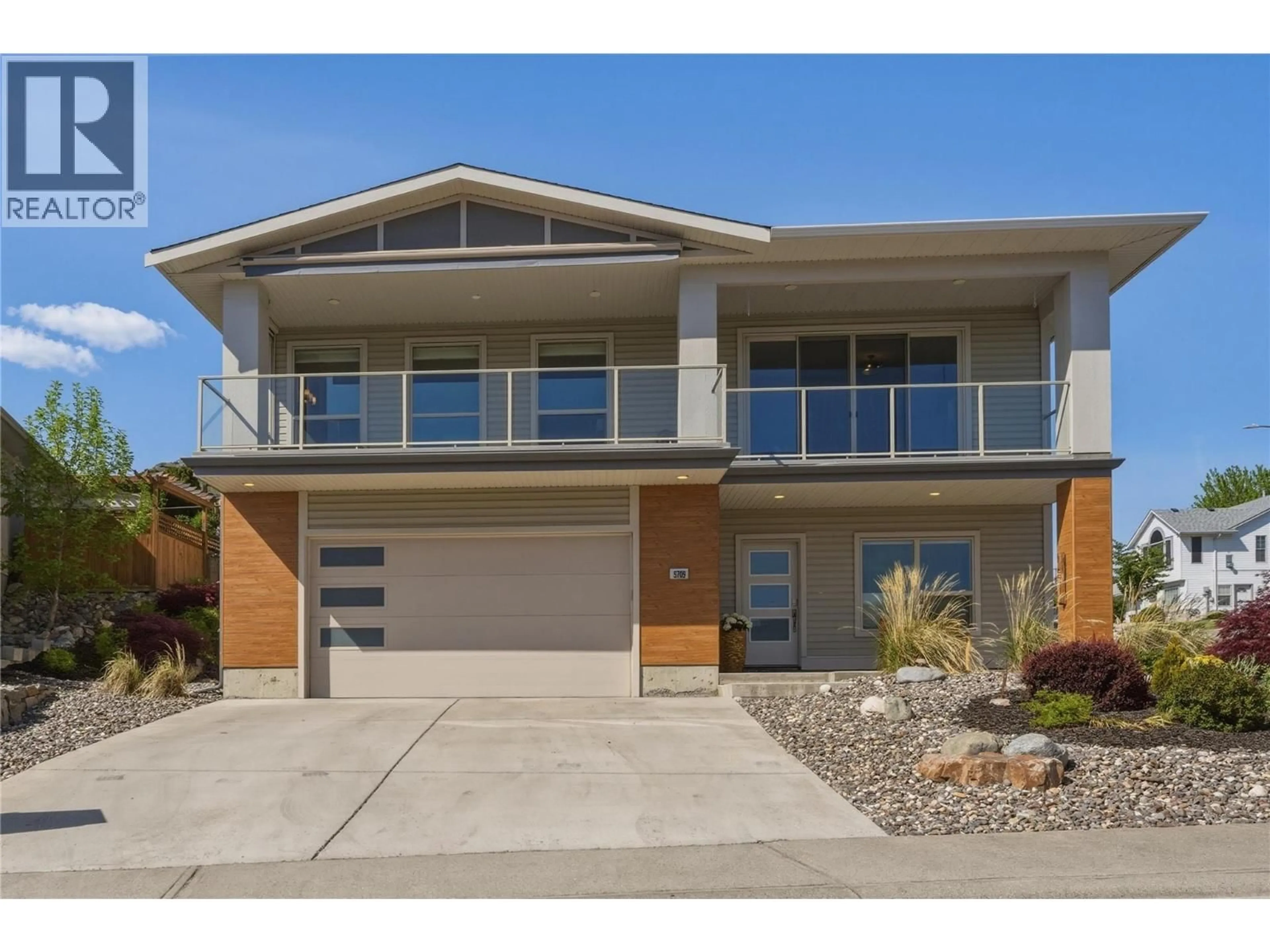 Home with brick exterior material, street for 5709 RICHFIELD PLACE, Vernon British Columbia V1H1A6