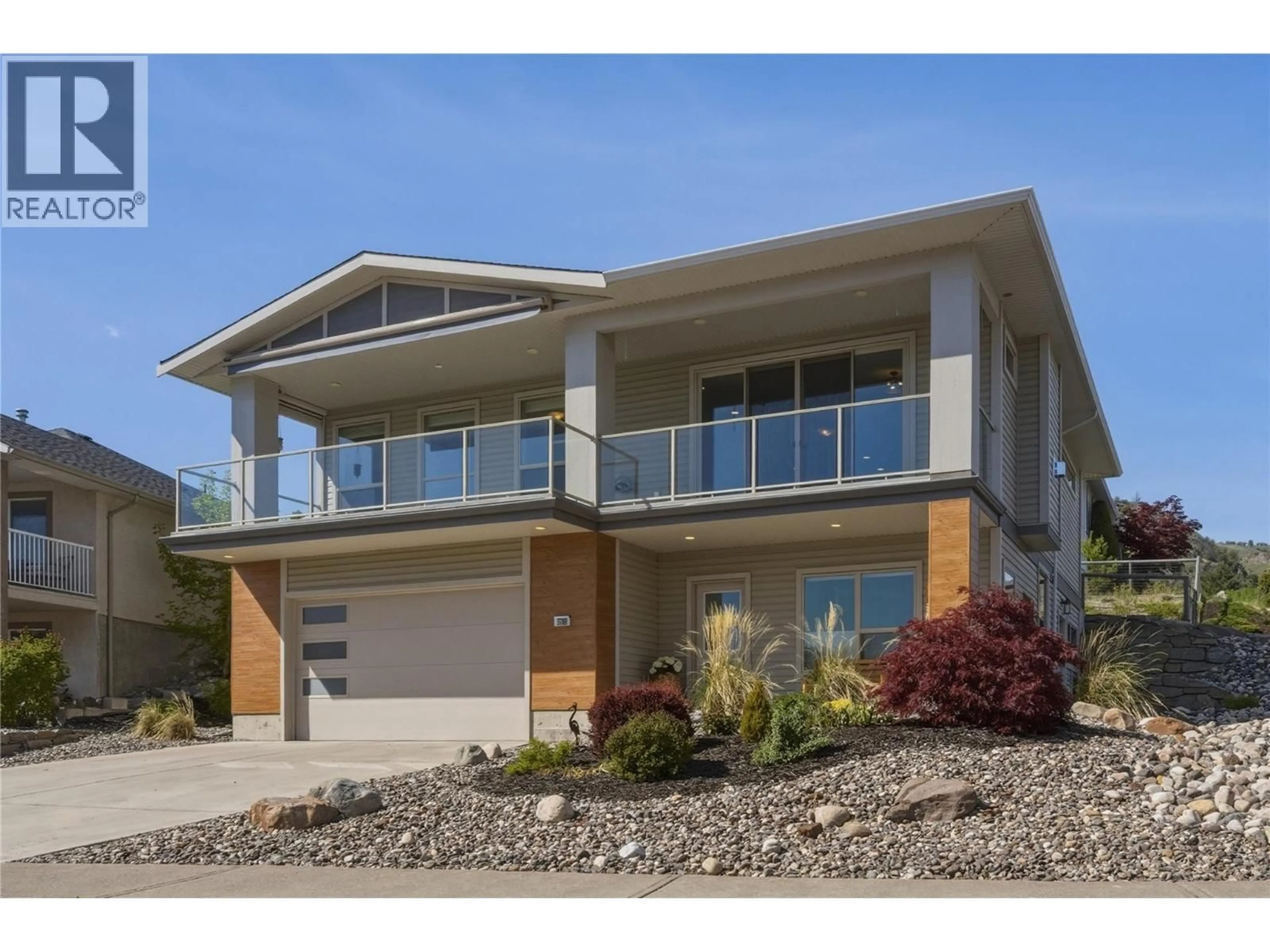 Home with vinyl exterior material, unknown for 5709 RICHFIELD PLACE, Vernon British Columbia V1H1A6