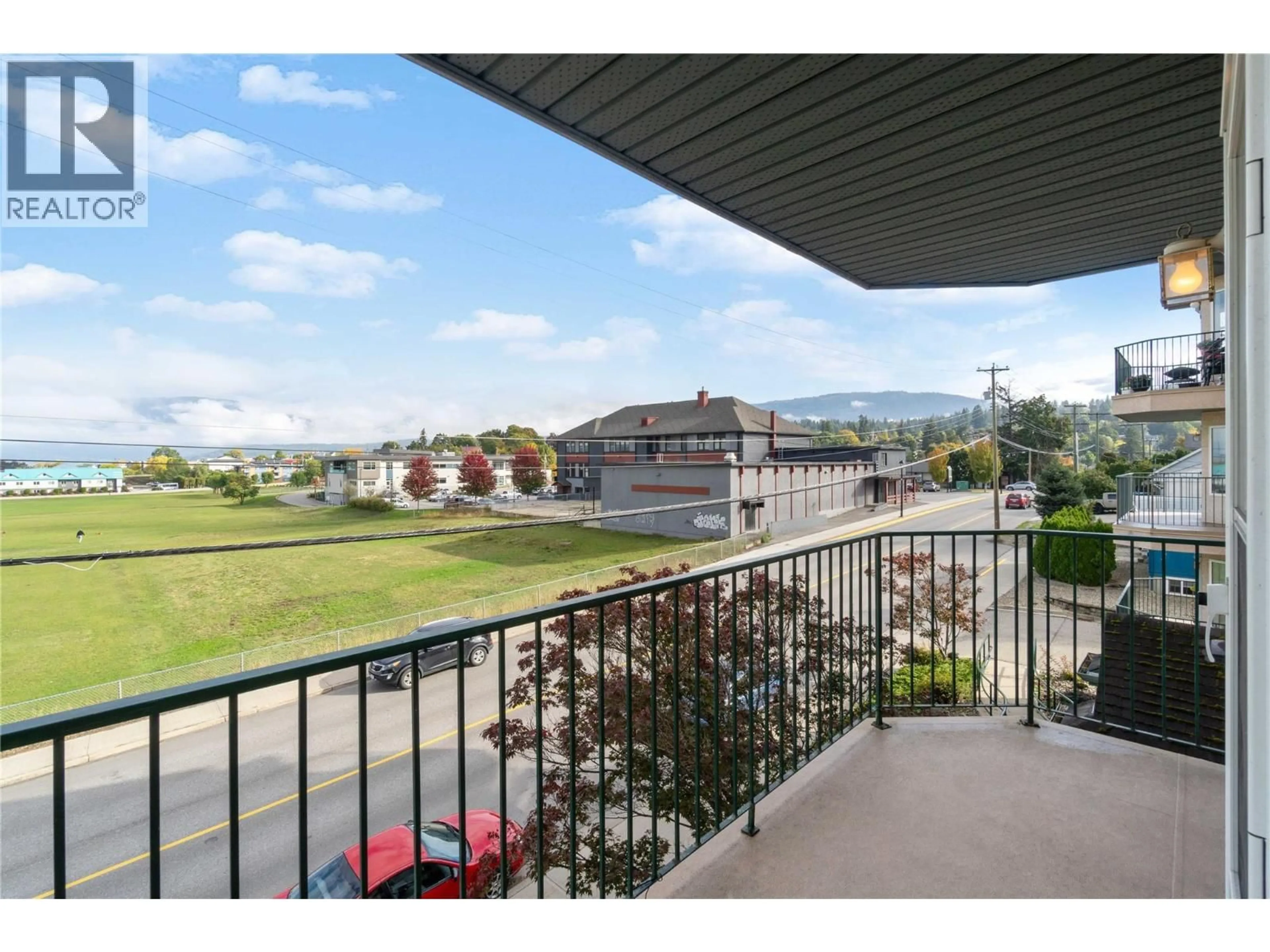 Unknown for 301 - 160 5TH AVENUE SOUTHWEST, Salmon Arm British Columbia V1E1R4
