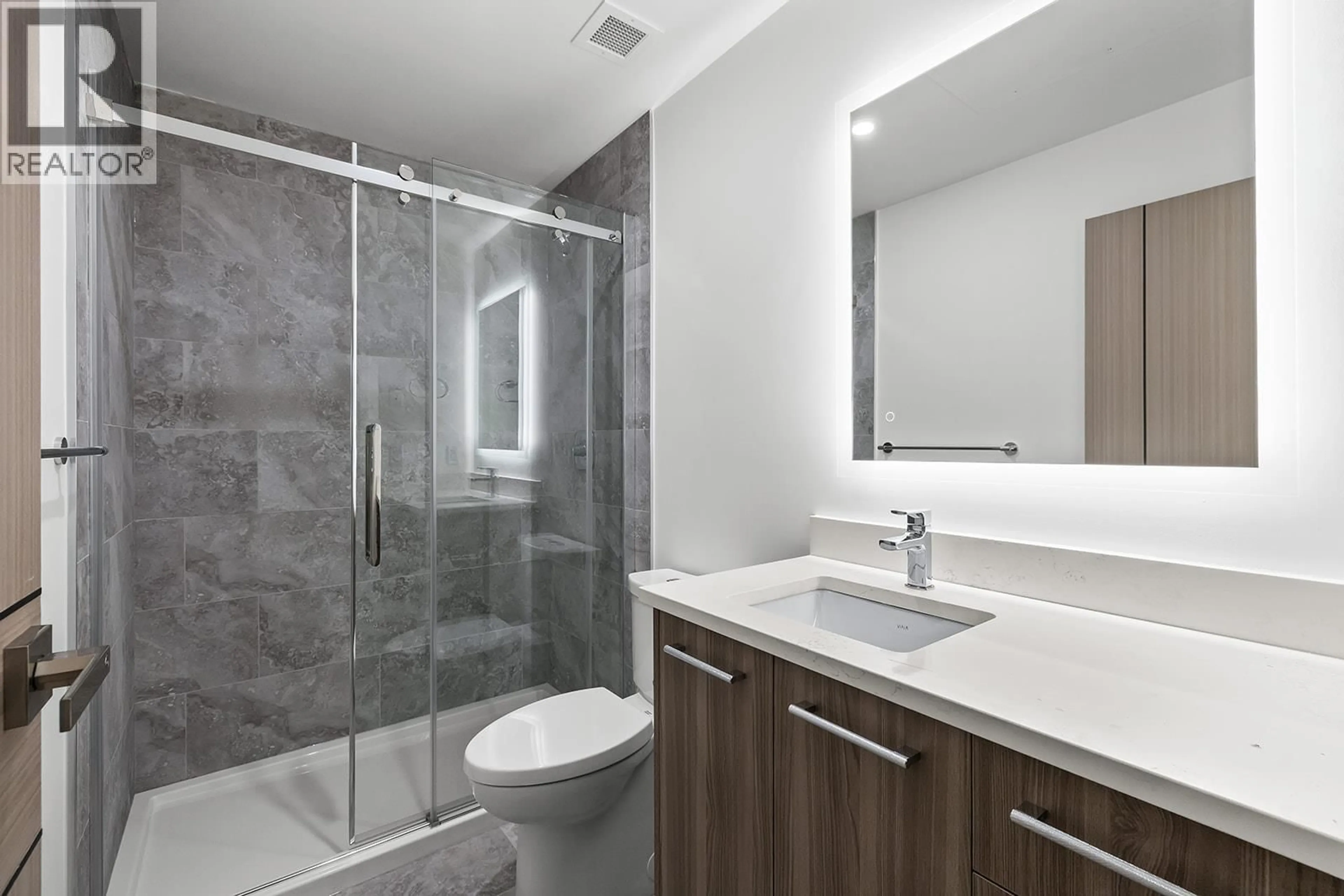 Standard bathroom, ceramic/tile floor for 222 - 630 BOYNTON PLACE, Kelowna British Columbia V1V3B8