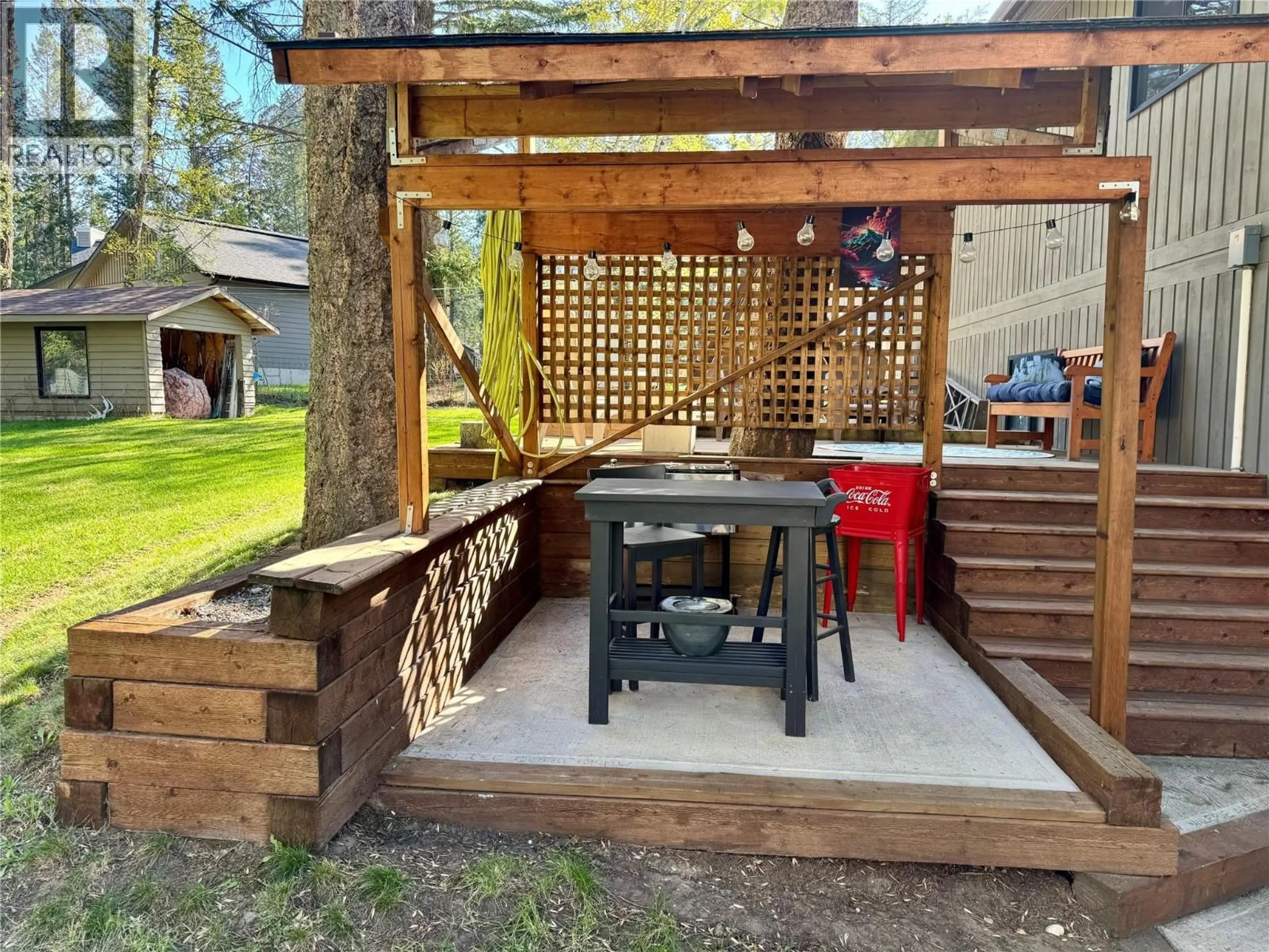 Patio, unknown for 4775 NELLES CRESCENT, Windermere British Columbia V0B2L0