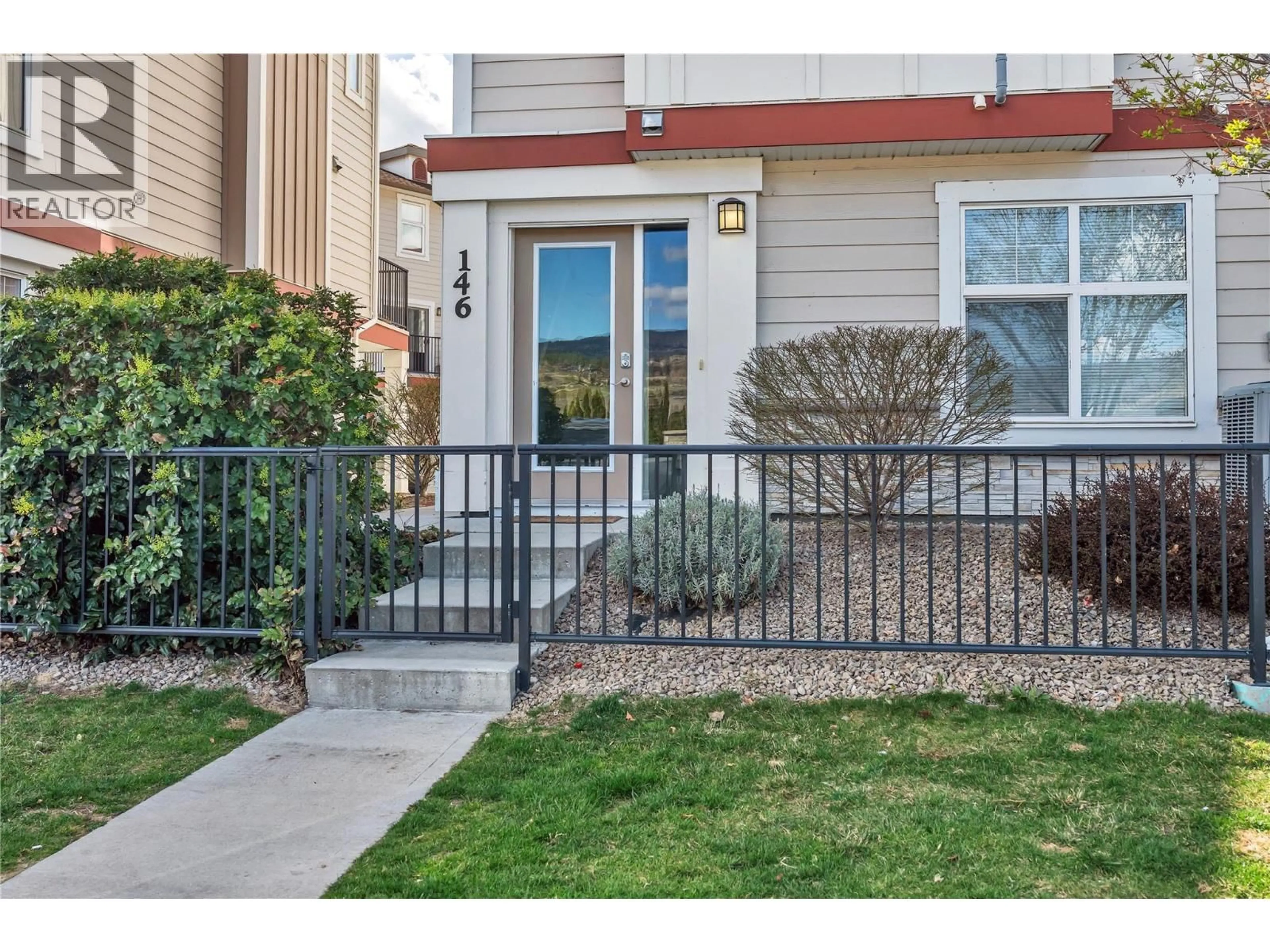 Indoor entryway for 146 - 3363 WILSON STREET, Penticton British Columbia V2A9G7
