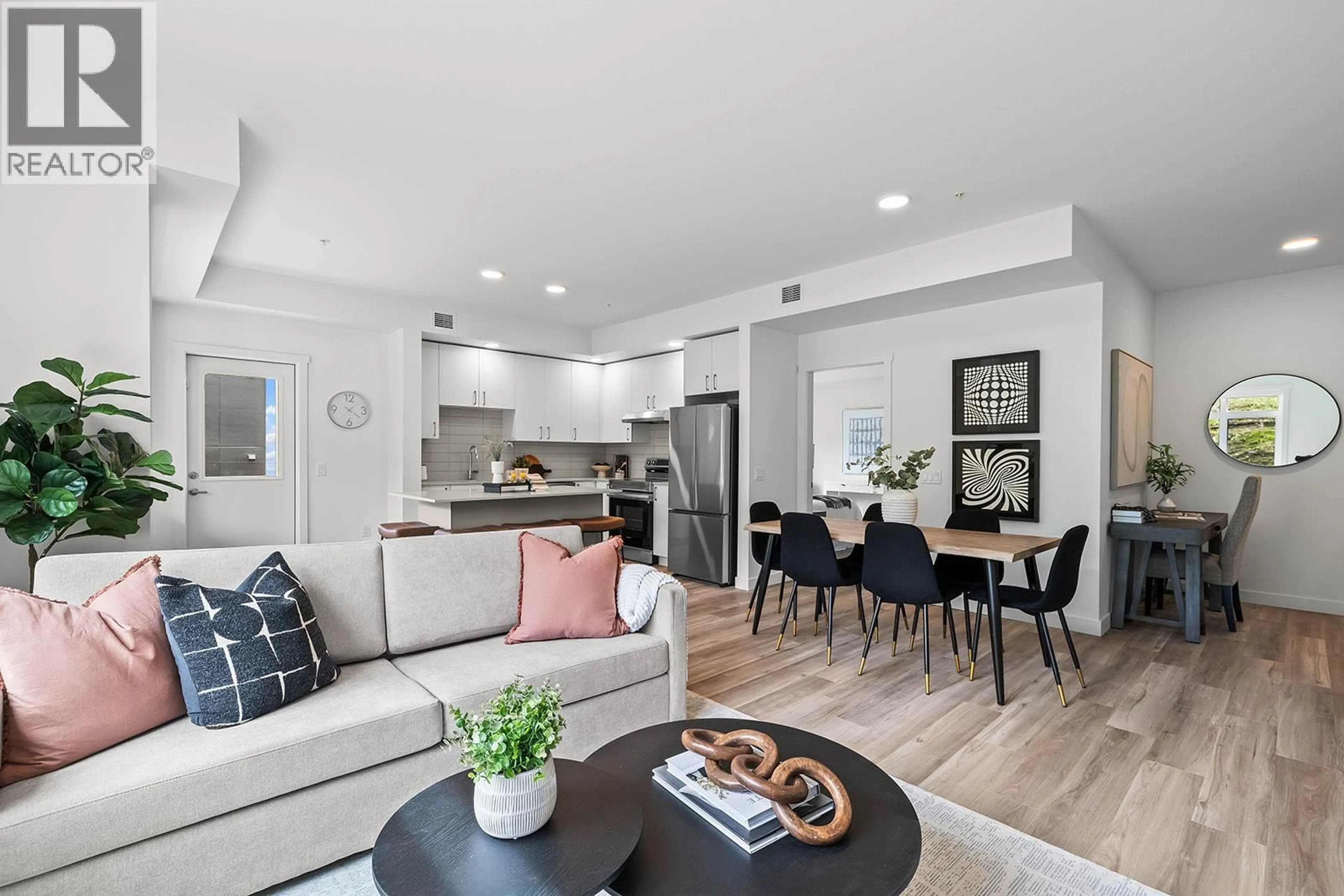 Unknown for 202 - 1111 FROST ROAD, Kelowna British Columbia V1W0G8