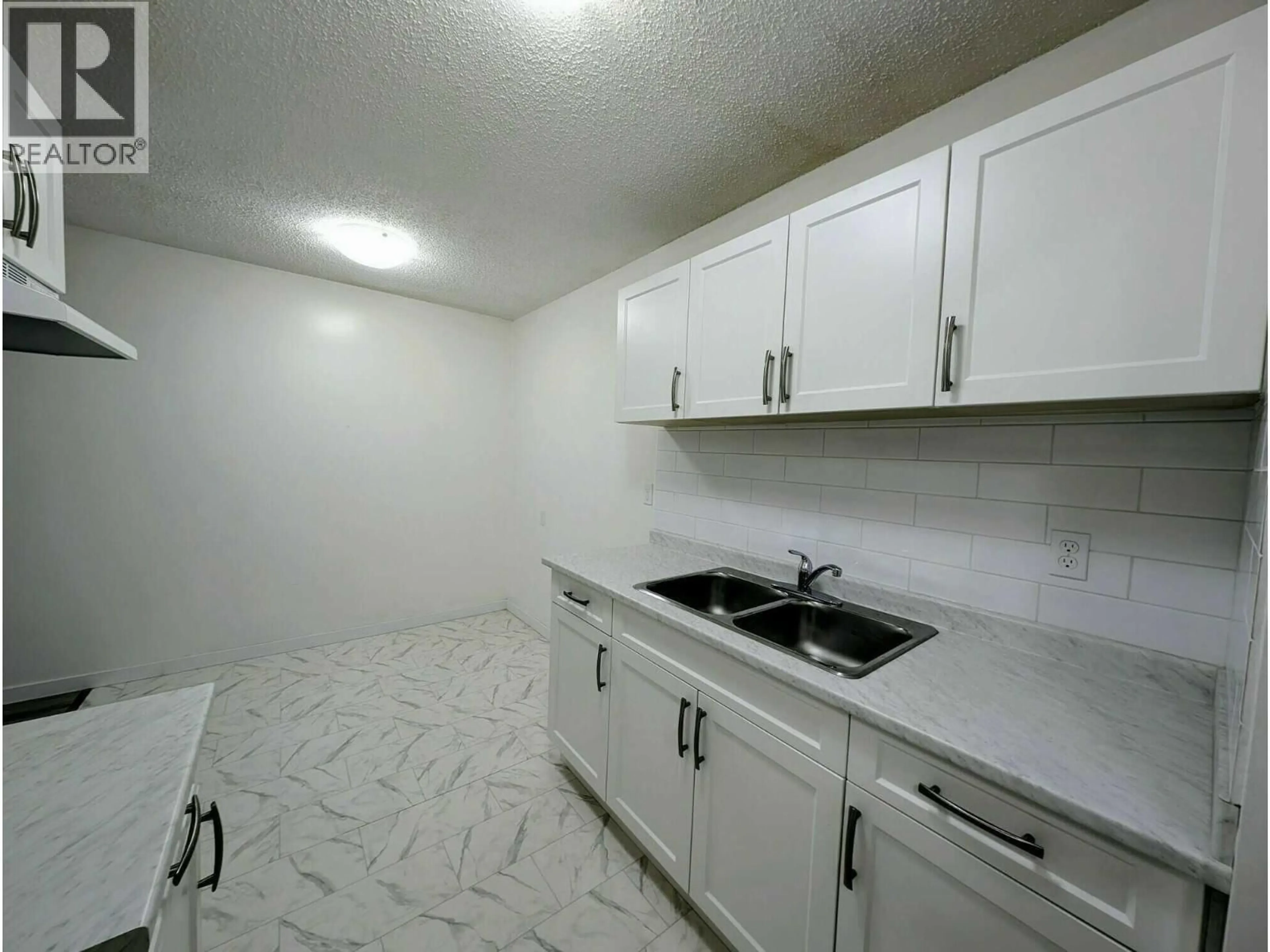 Standard kitchen, unknown for 103 - 280 ALDER DRIVE, Logan Lake British Columbia V0K1W0