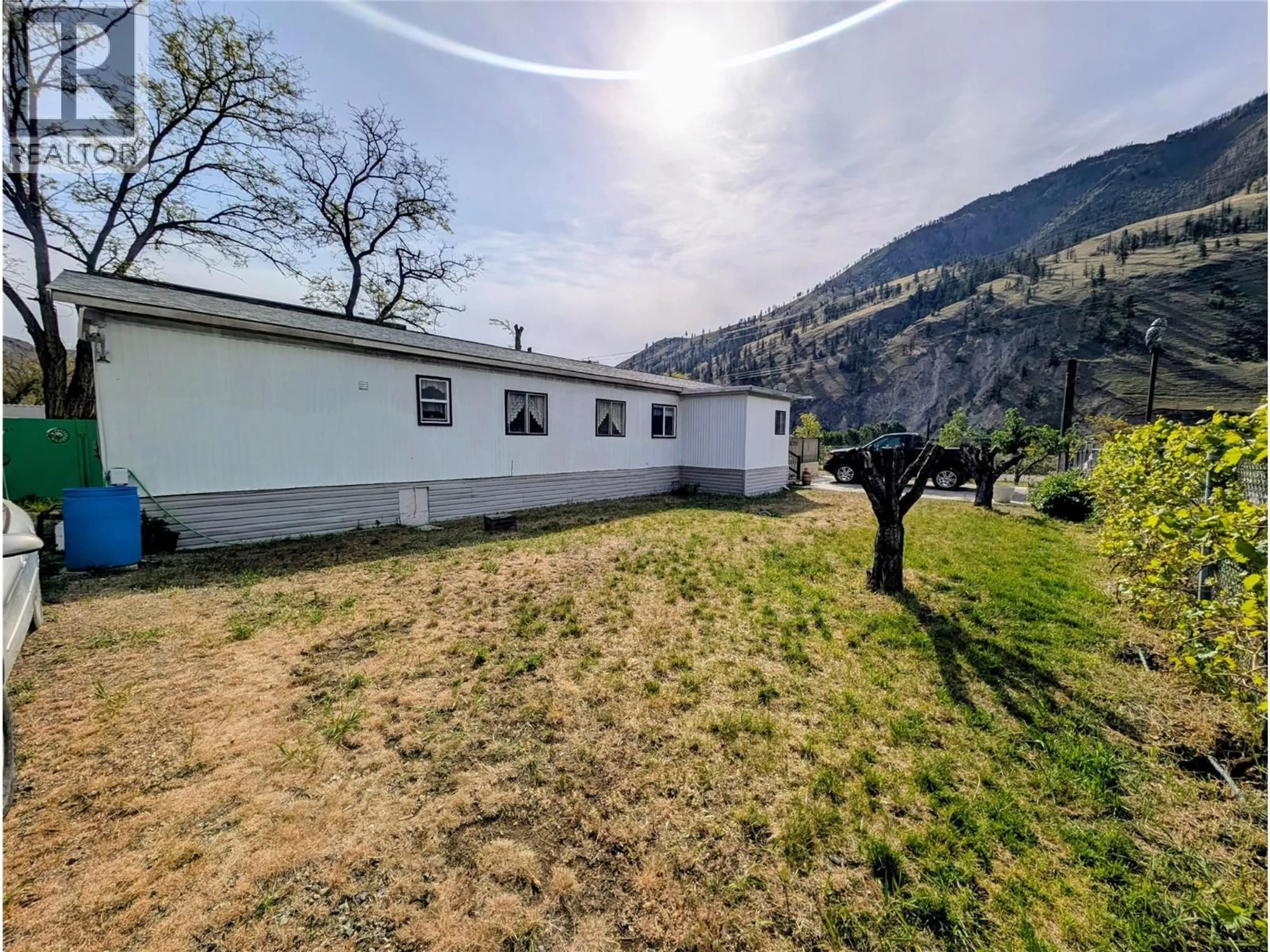 A pic from outside/outdoor area/front of a property/back of a property/a pic from drone, mountain view for 3741 THOMPSON VIEW STREET, Ashcroft British Columbia V0K2L0