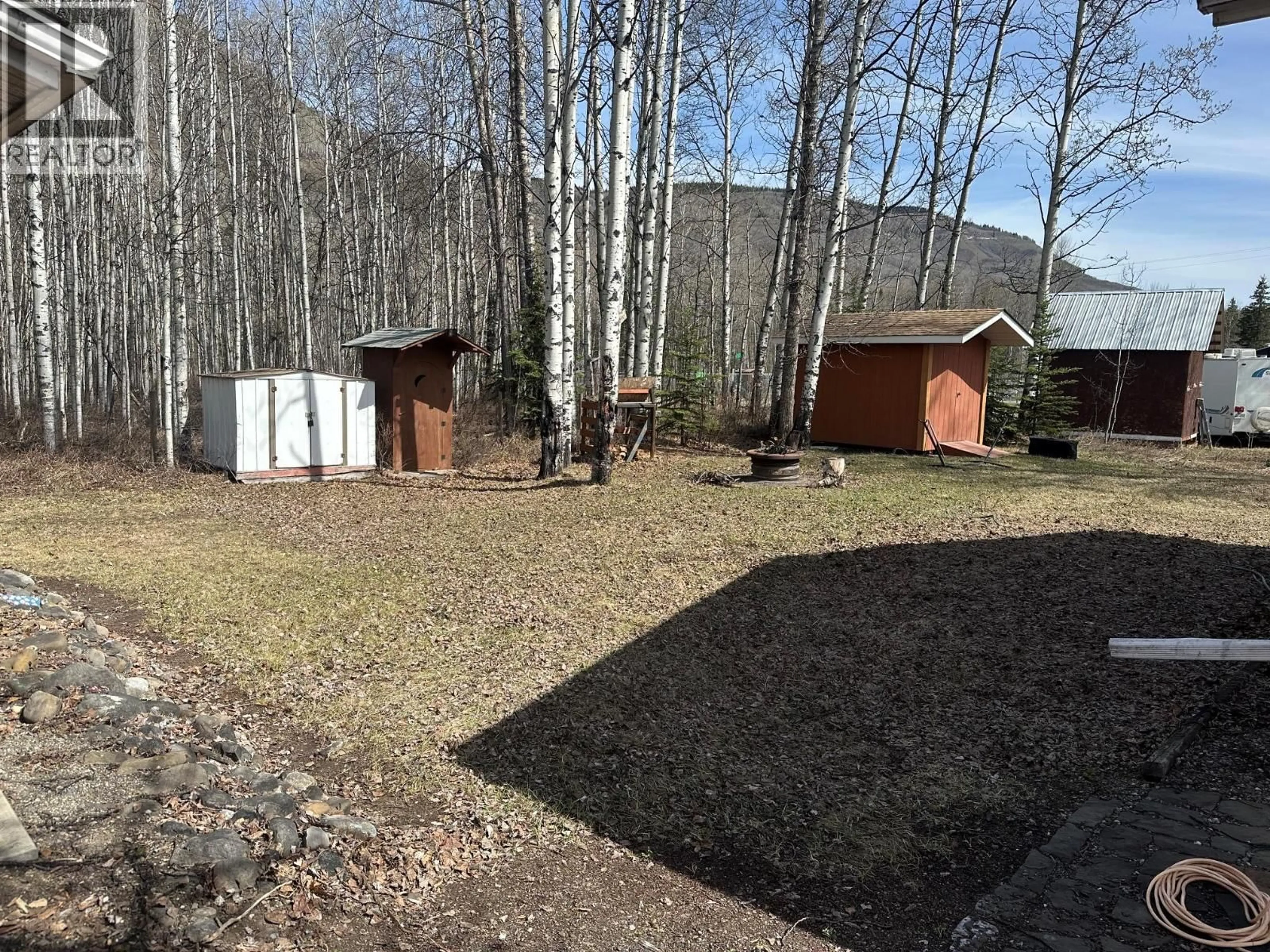 Shed for 9308 WEST MIDDLEMISS ROAD, Chetwynd British Columbia V0C1J0