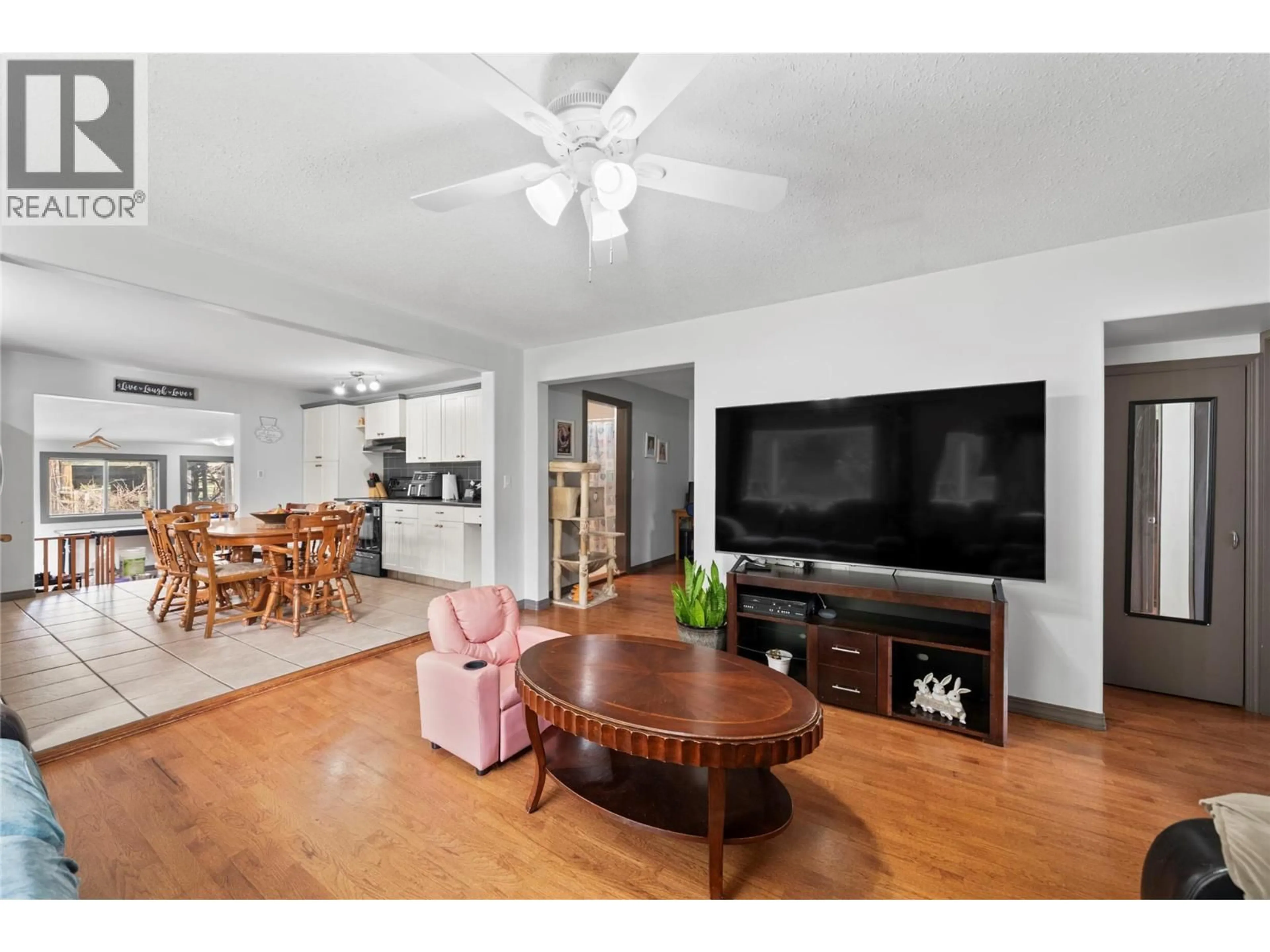 Living room with furniture, unknown for 3381 TRINITY VALLEY ROAD, Enderby British Columbia V0E1V5