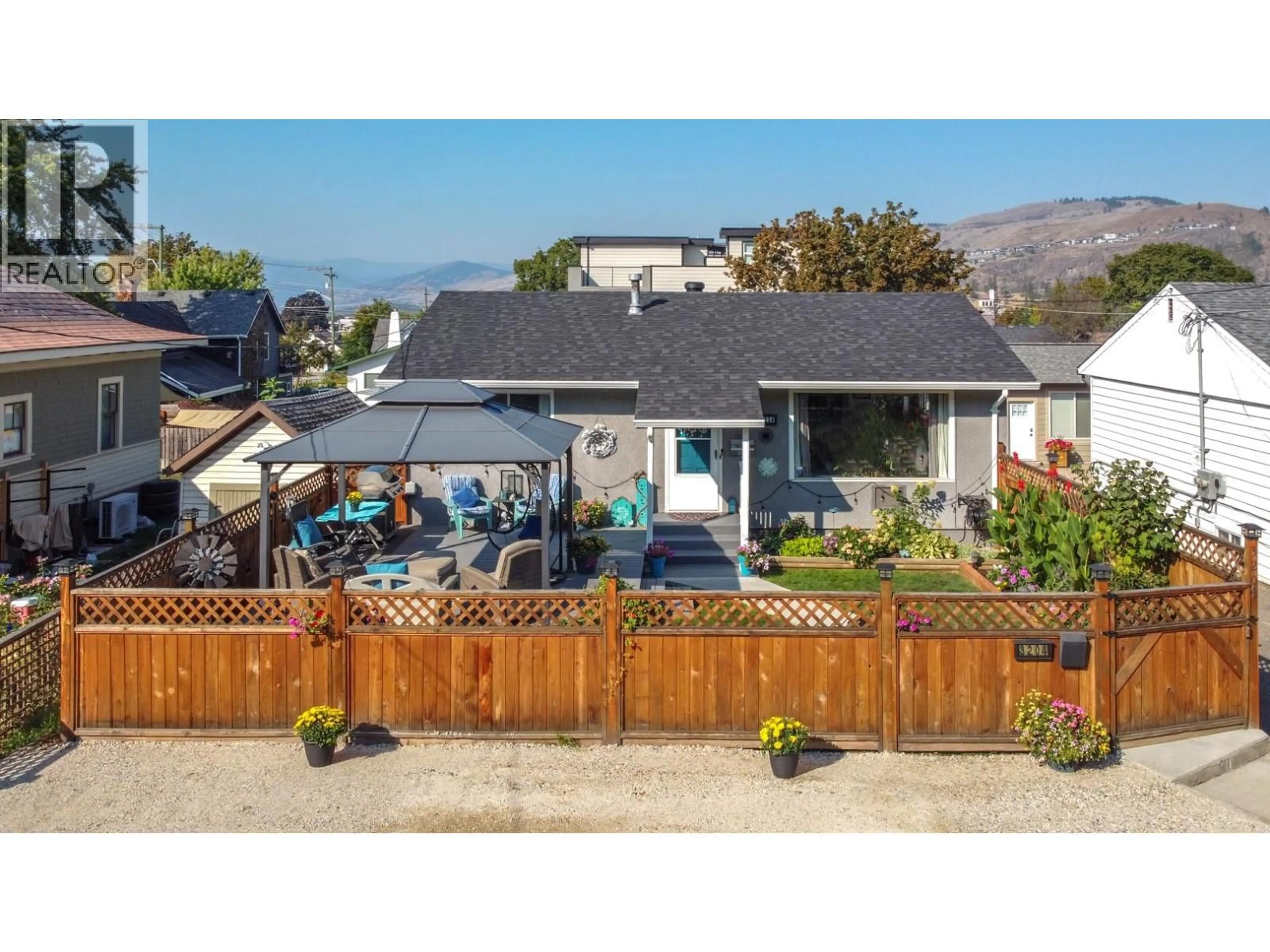 A pic from outside/outdoor area/front of a property/back of a property/a pic from drone, mountain view for 3204 24 STREET, Vernon British Columbia V1T4N6