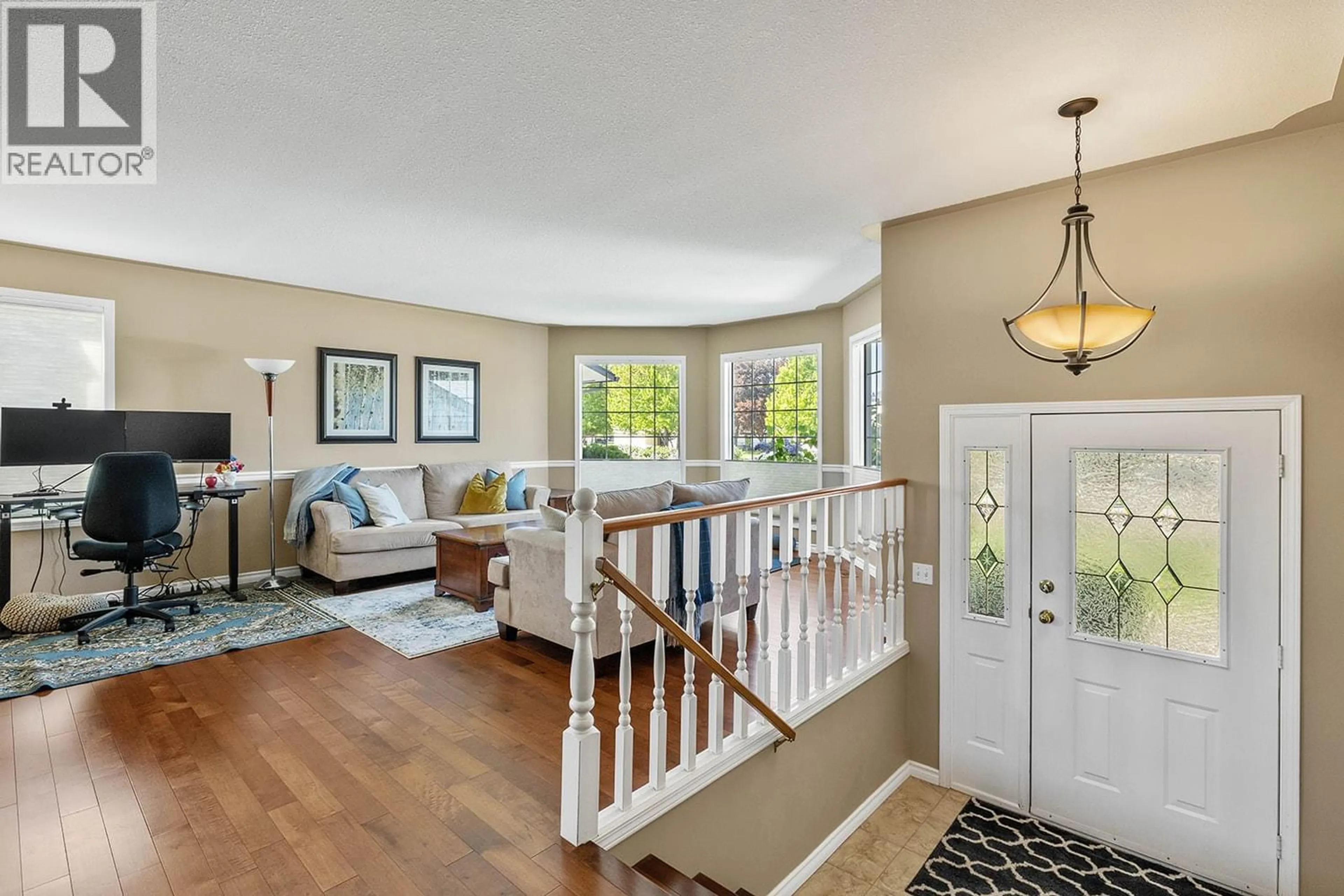 Unknown for 985 GUISACHAN ROAD, Kelowna British Columbia V1Y7X2