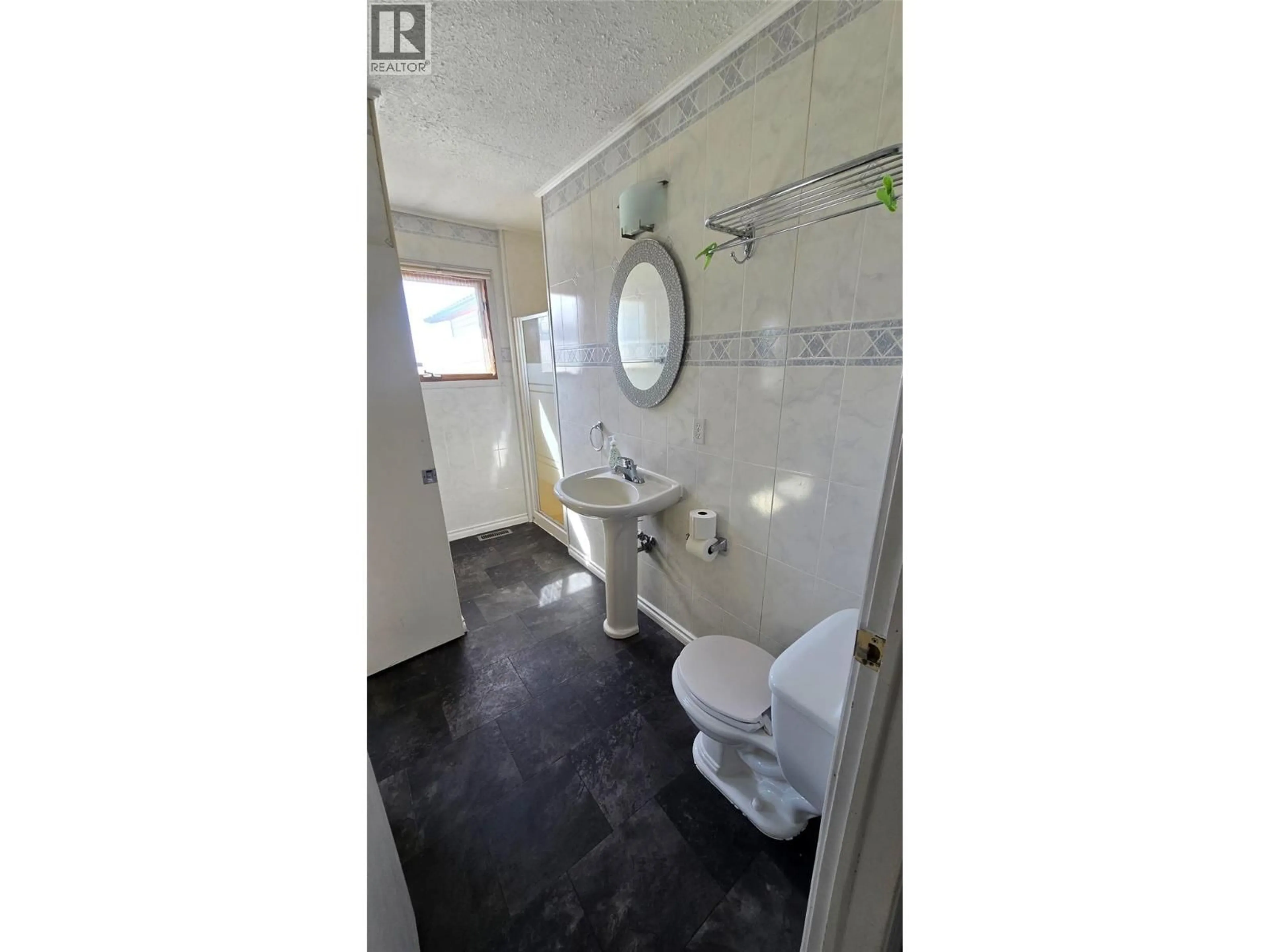 Standard bathroom, unknown for 8185 STUCKEY ROAD, Dawson Creek British Columbia V0C1T0