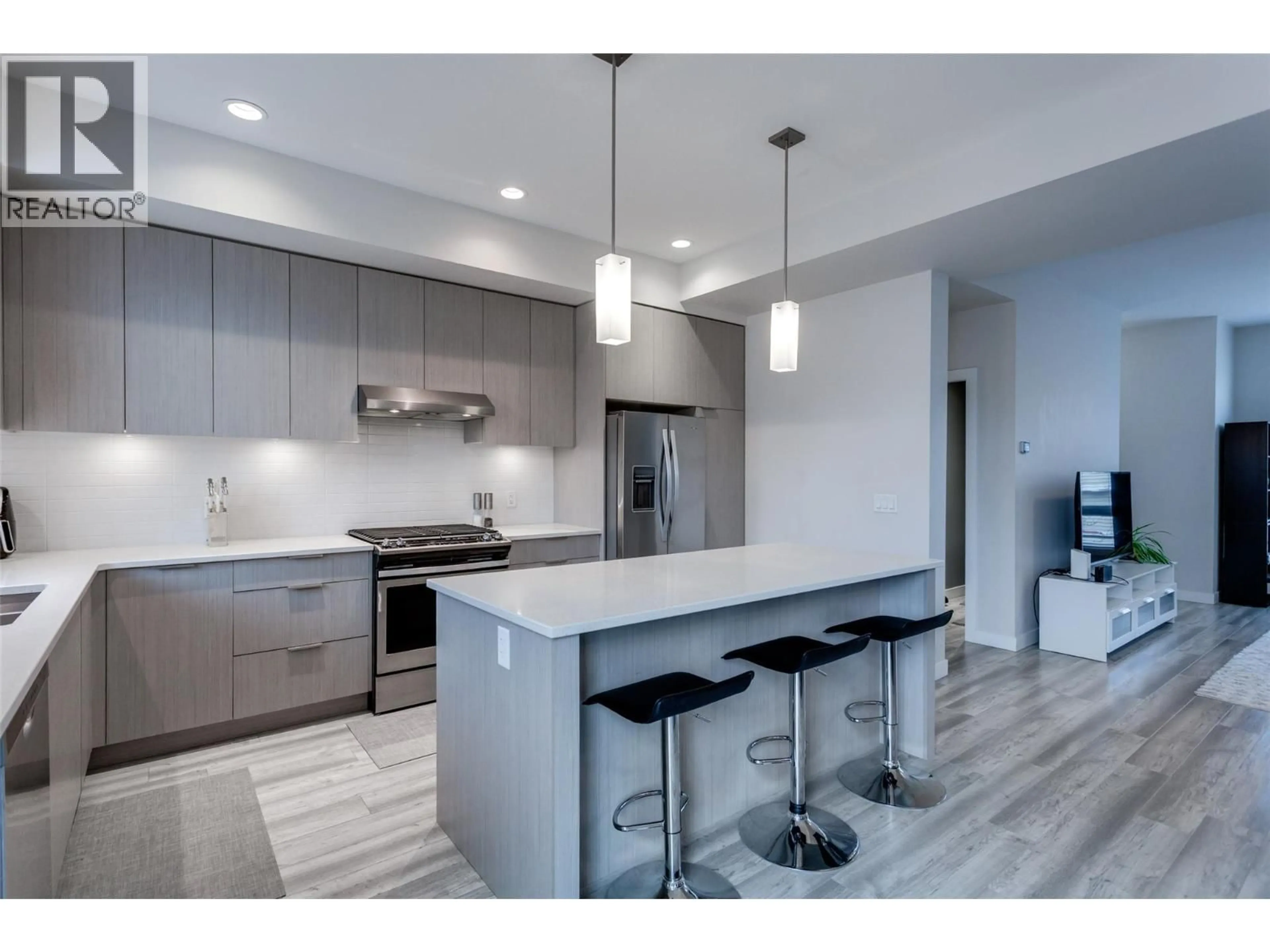 Open concept kitchen, unknown for 4 - 170 CELANO CRESCENT, Kelowna British Columbia V1V0B6