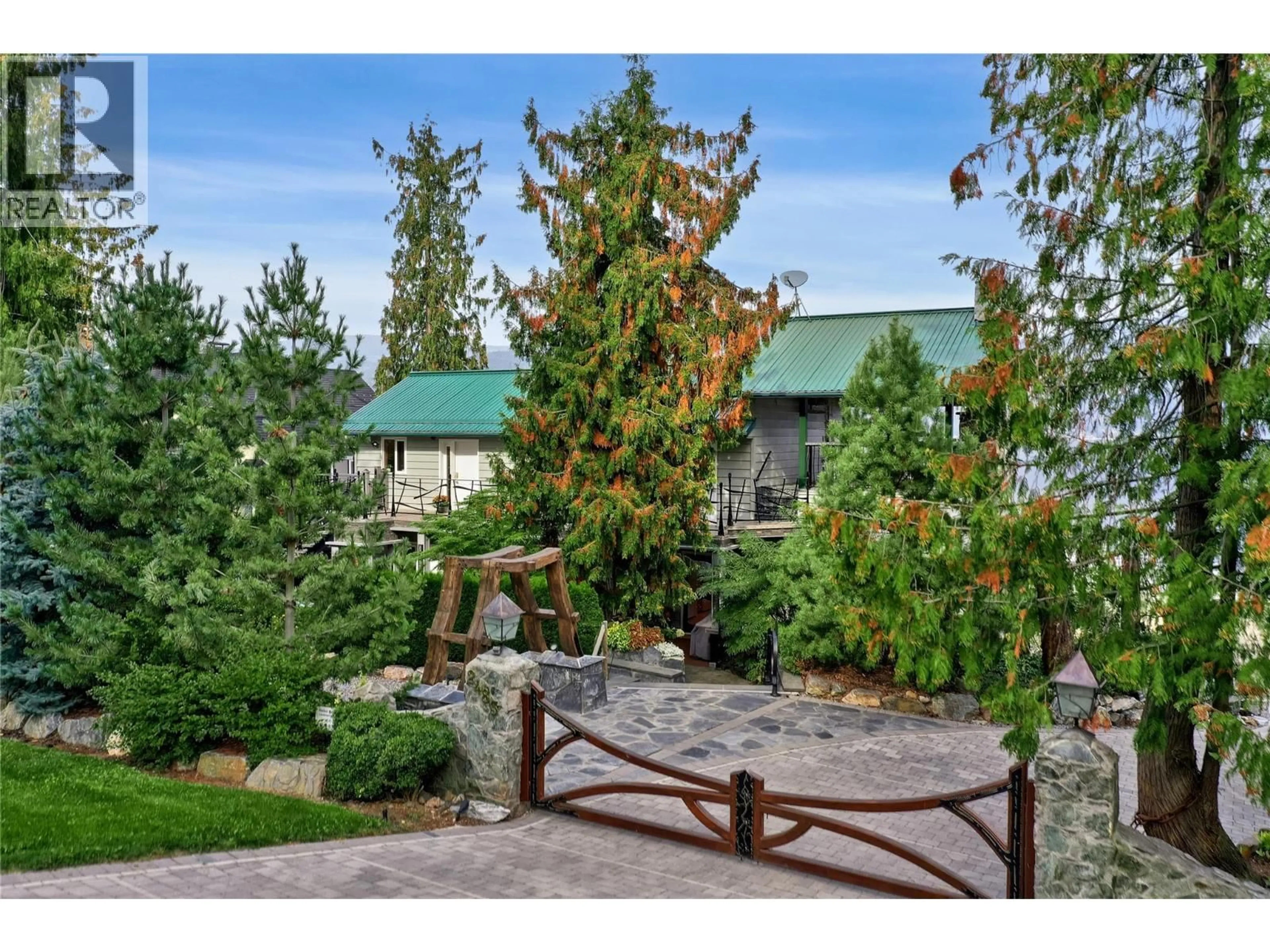 Unknown for 2483 ROCKY POINT ROAD, Blind Bay British Columbia V0E1H1