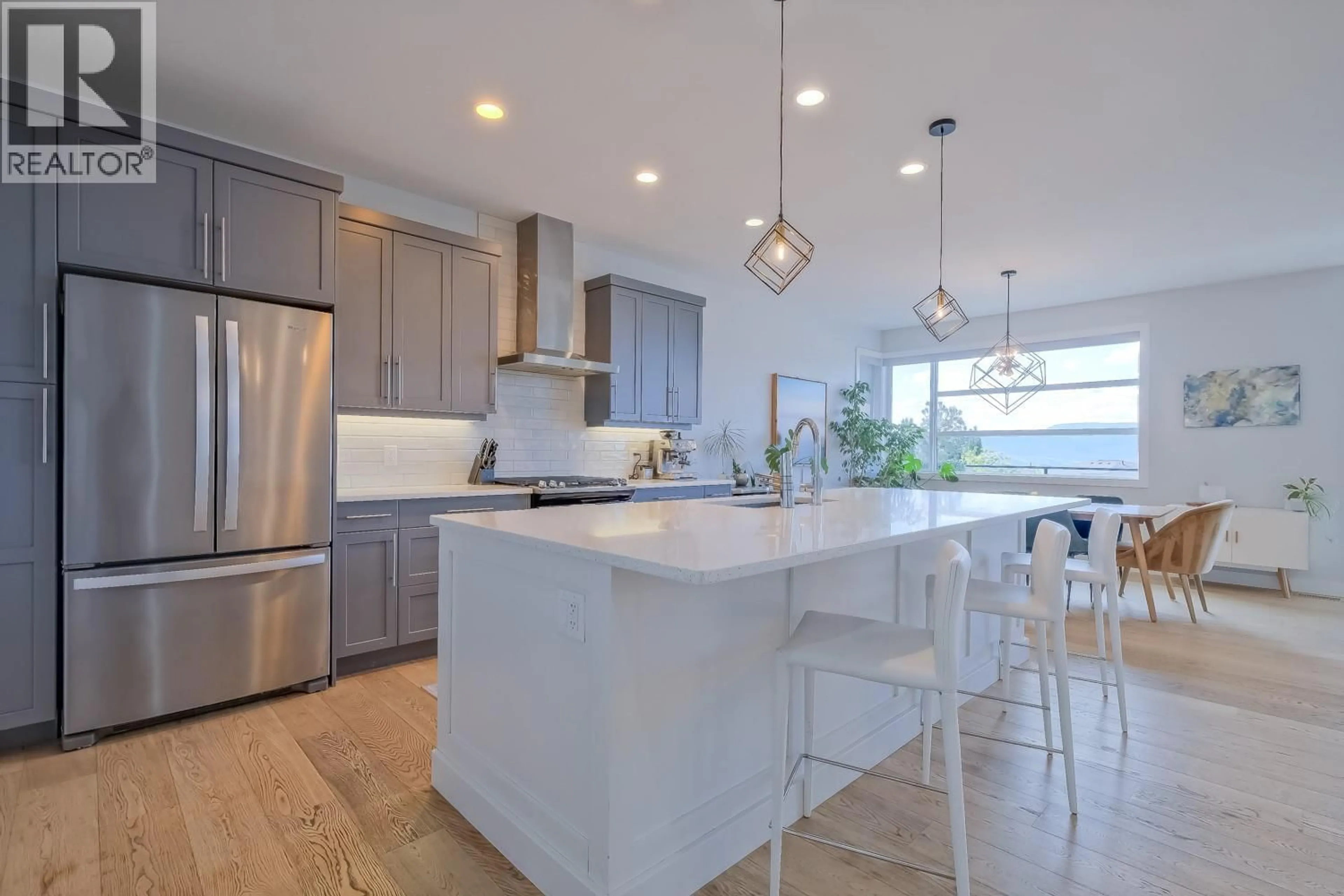 Open concept kitchen, unknown for 5643 JASPER WAY, Kelowna British Columbia V1W5L7