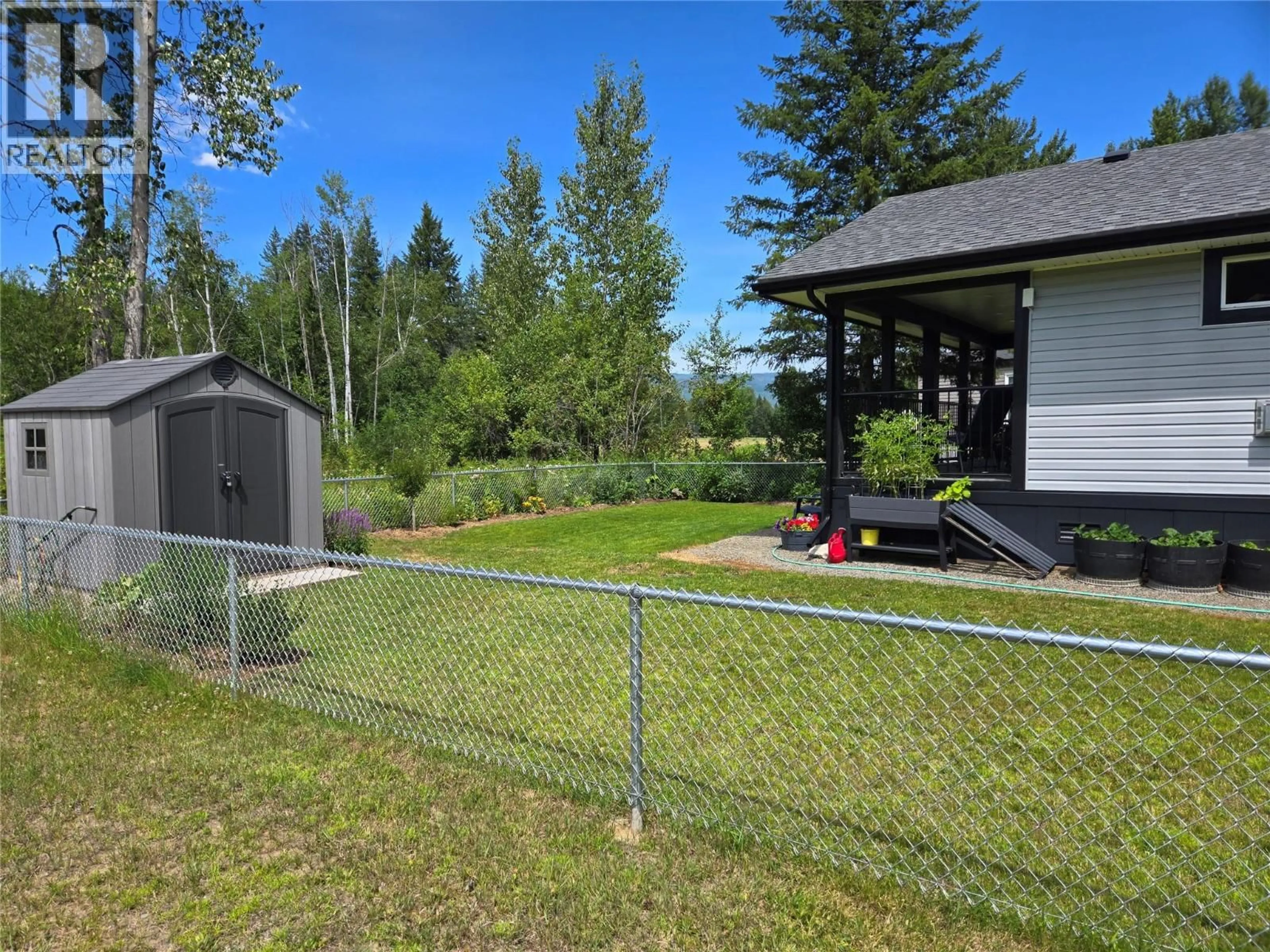Shed for 25A - 121 FERRY ROAD, Clearwater British Columbia V0E1N0