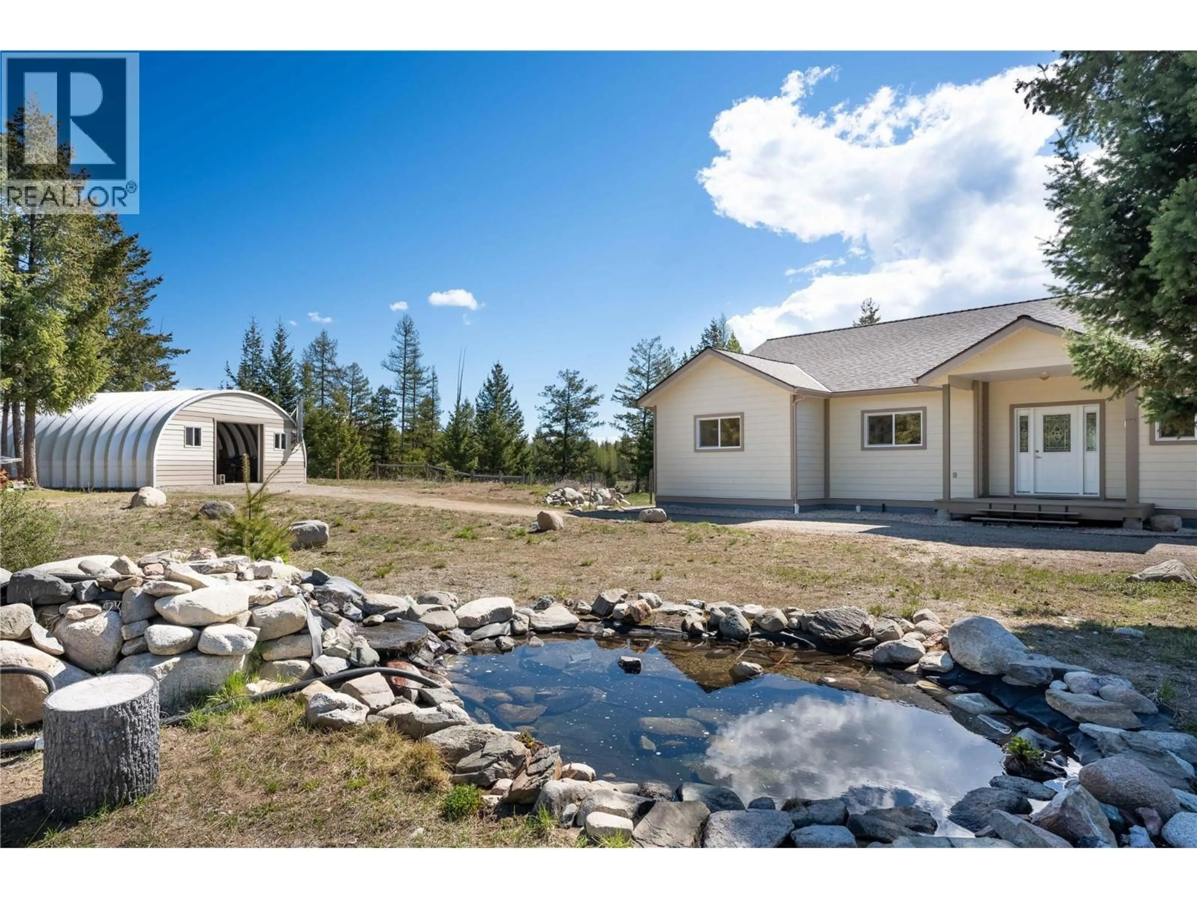A pic from outside/outdoor area/front of a property/back of a property/a pic from drone, water/lake/river/ocean view for 801 RAVEN HILL ROAD, Osoyoos British Columbia V0H1V6