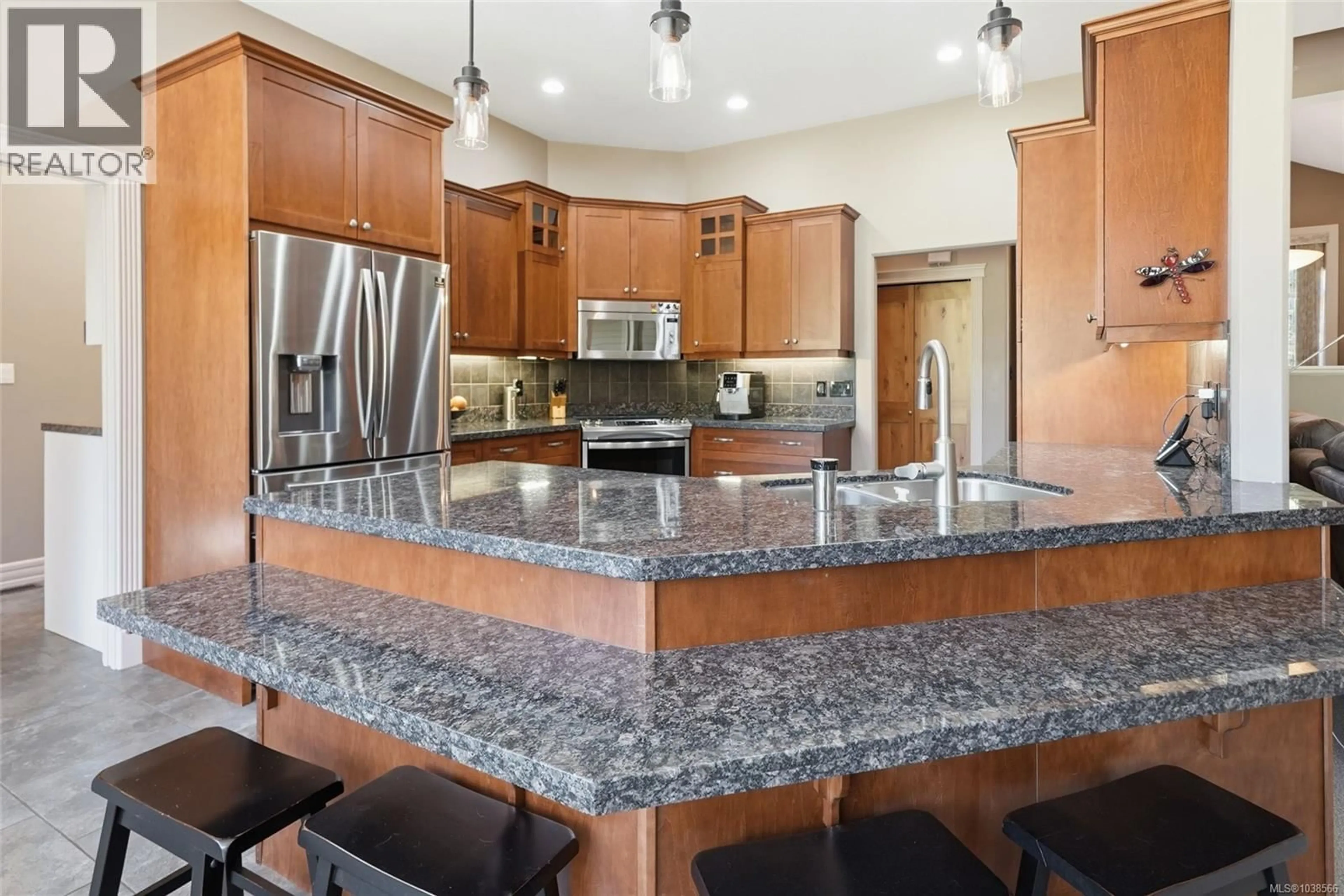 Contemporary kitchen, ceramic/tile floor for 990 VIEW ROAD, Qualicum Beach British Columbia V9K1N3