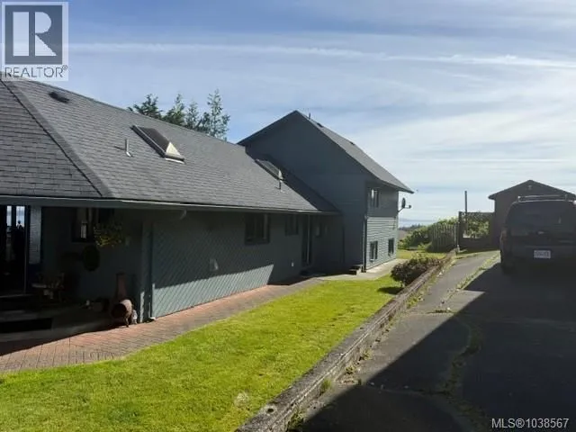 2688 BROCKINGTON PLACE, Port McNeill 4