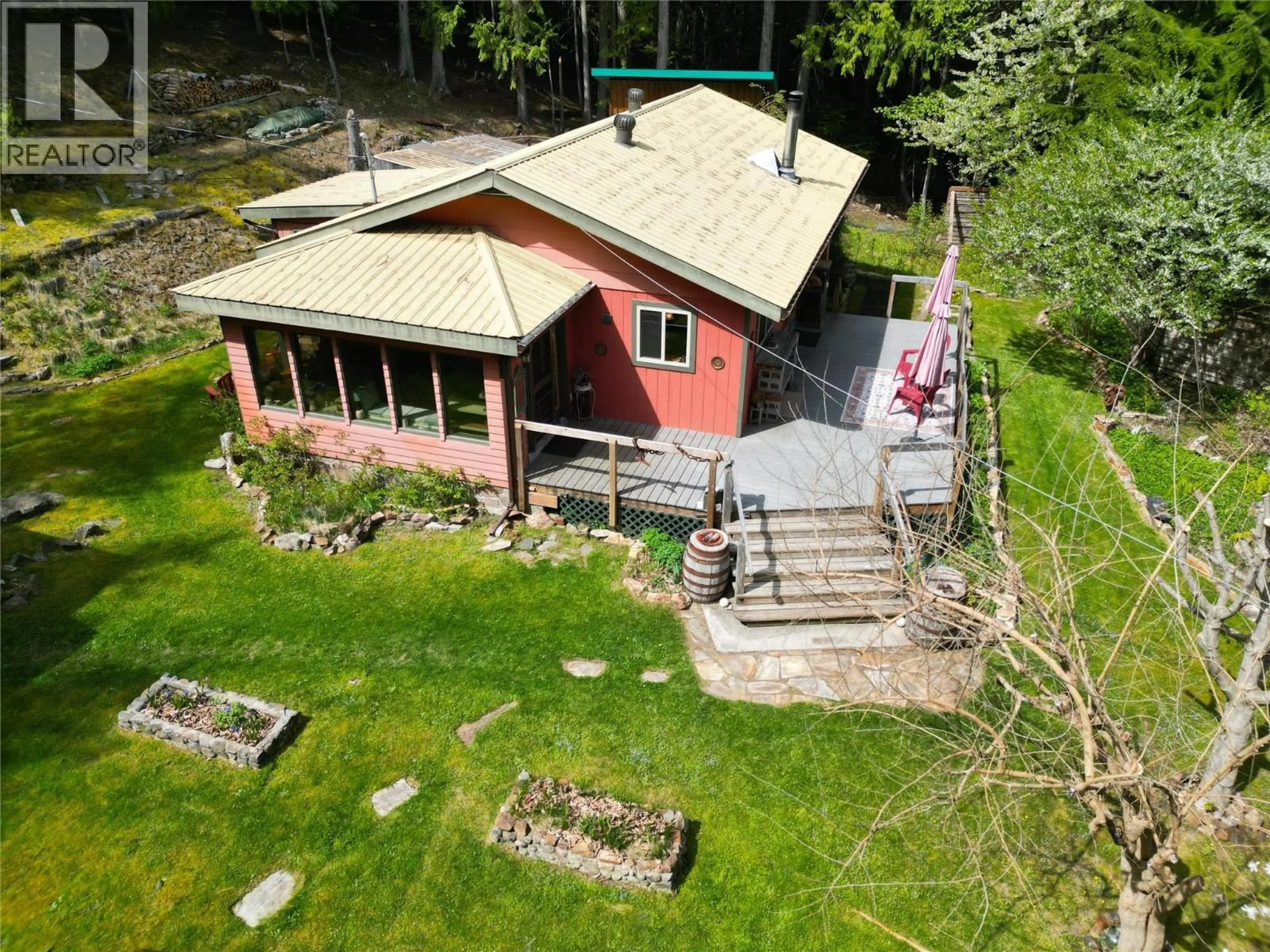 A pic from outside/outdoor area/front of a property/back of a property/a pic from drone, unknown for 281 IWANIK ROAD, Procter British Columbia V1L0B5