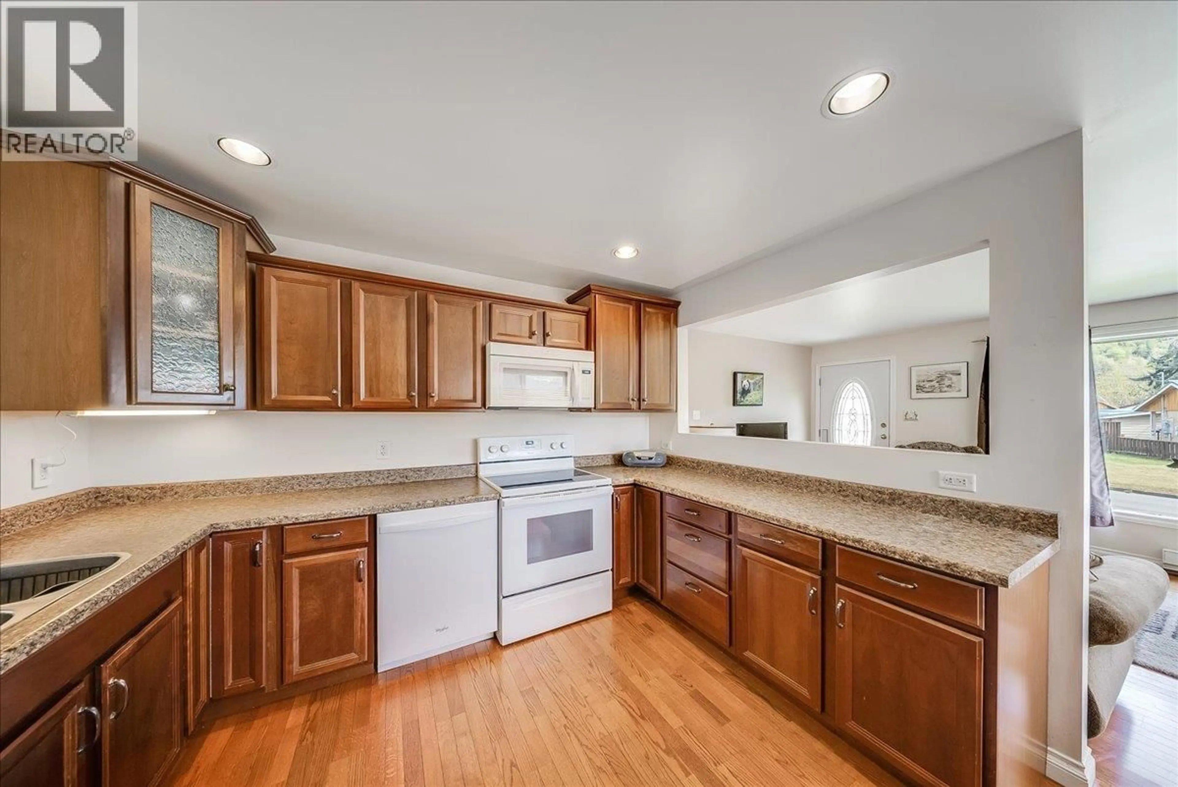 Unknown for 1107 MARIANNA CRESCENT, Trail British Columbia V1R1C6